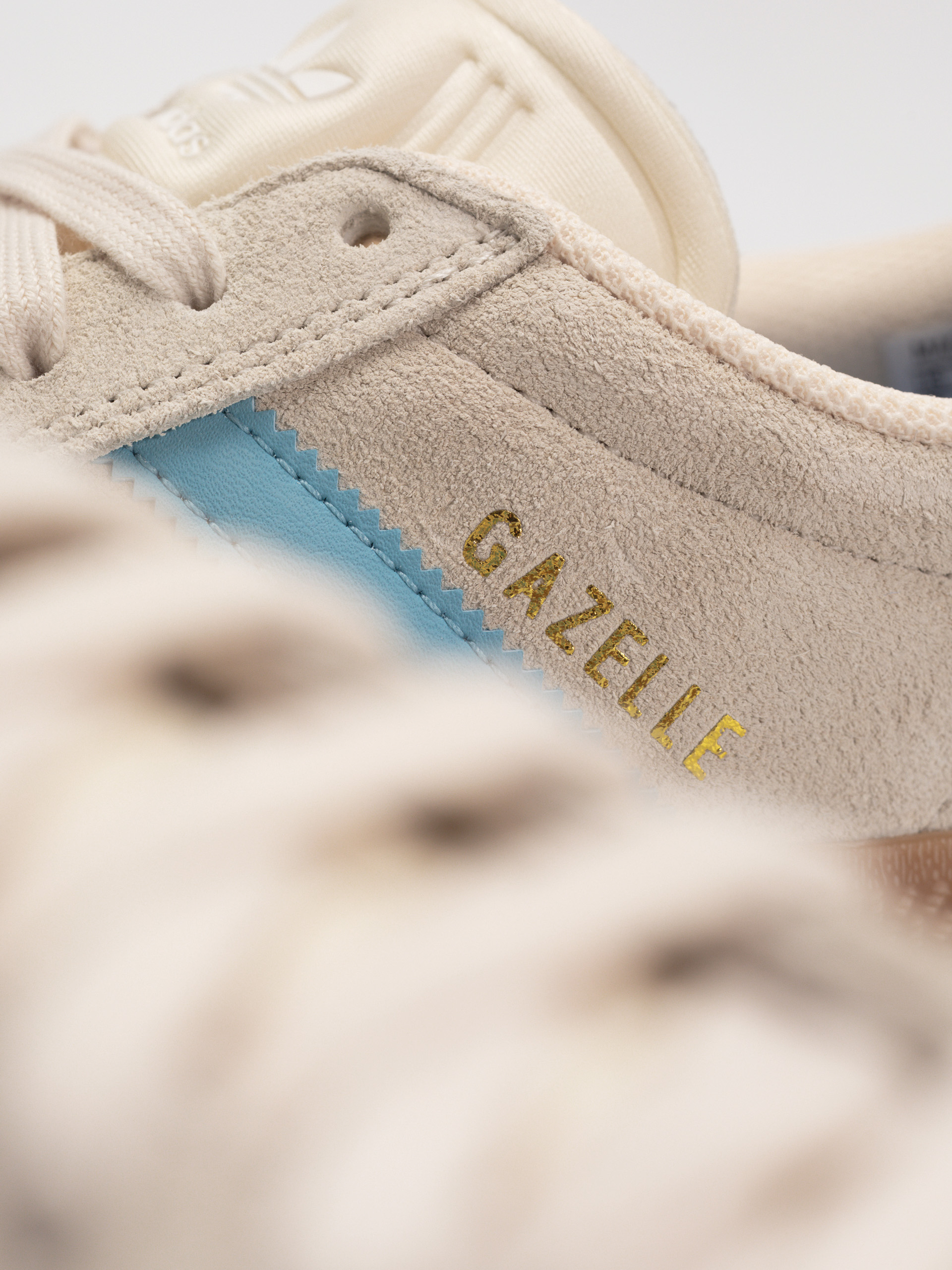 Взуття adidas Gazelle Adv (wonwhi/preblu/gum4)