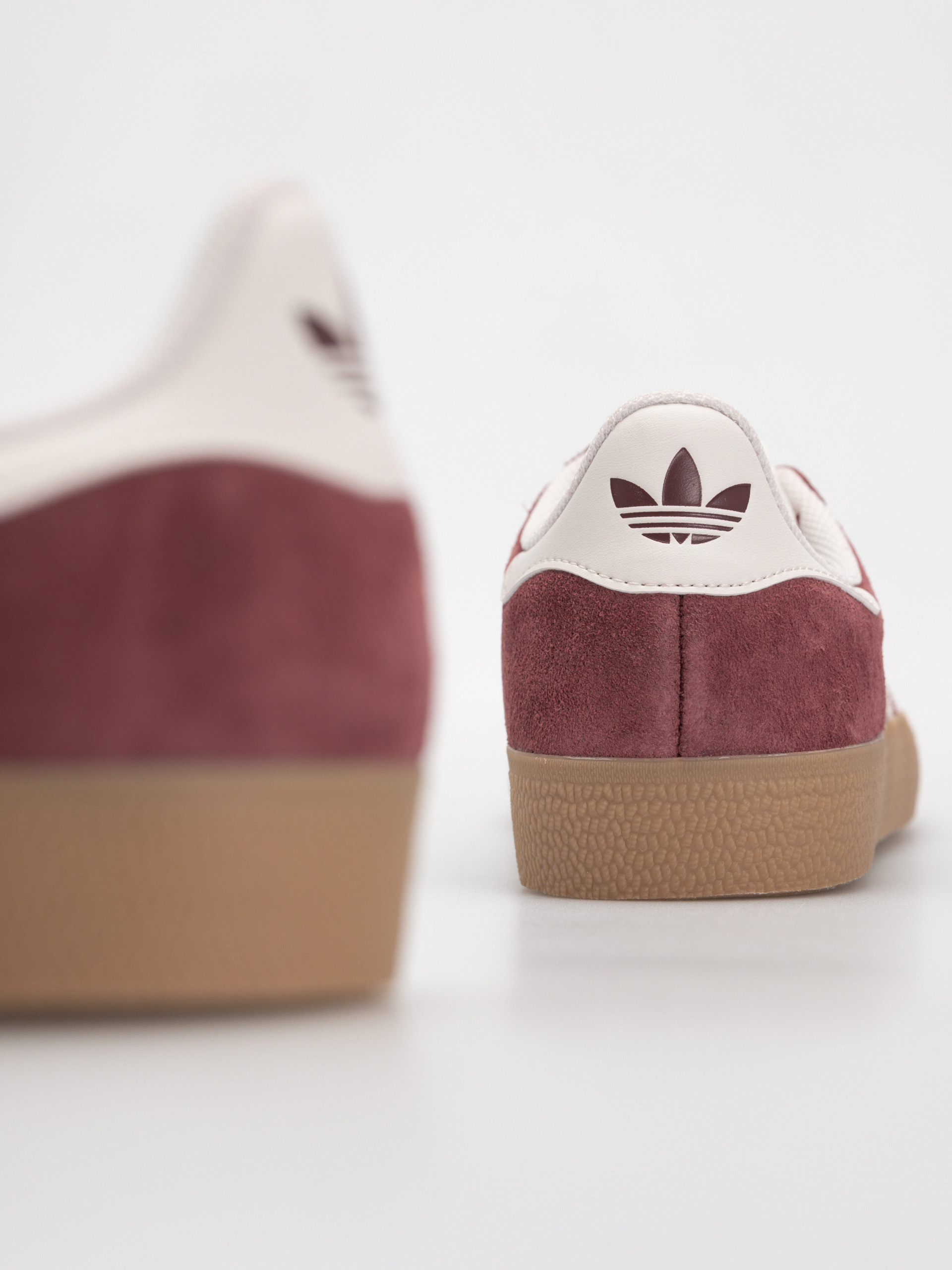 Взуття adidas Gazelle Adv (shared/crywht/goldmt)