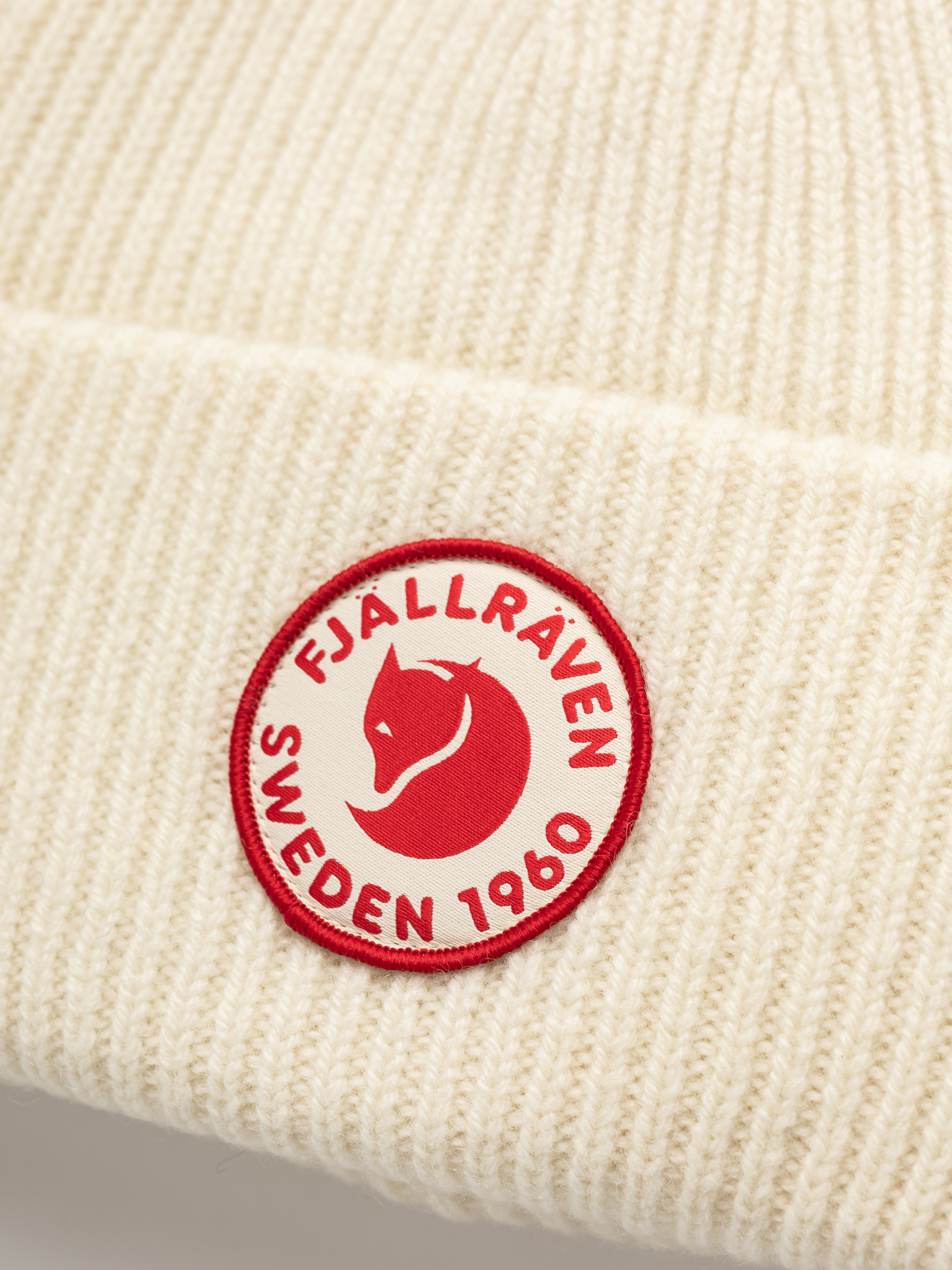 Шапка Fjallraven 1960 Logo (chalk white)