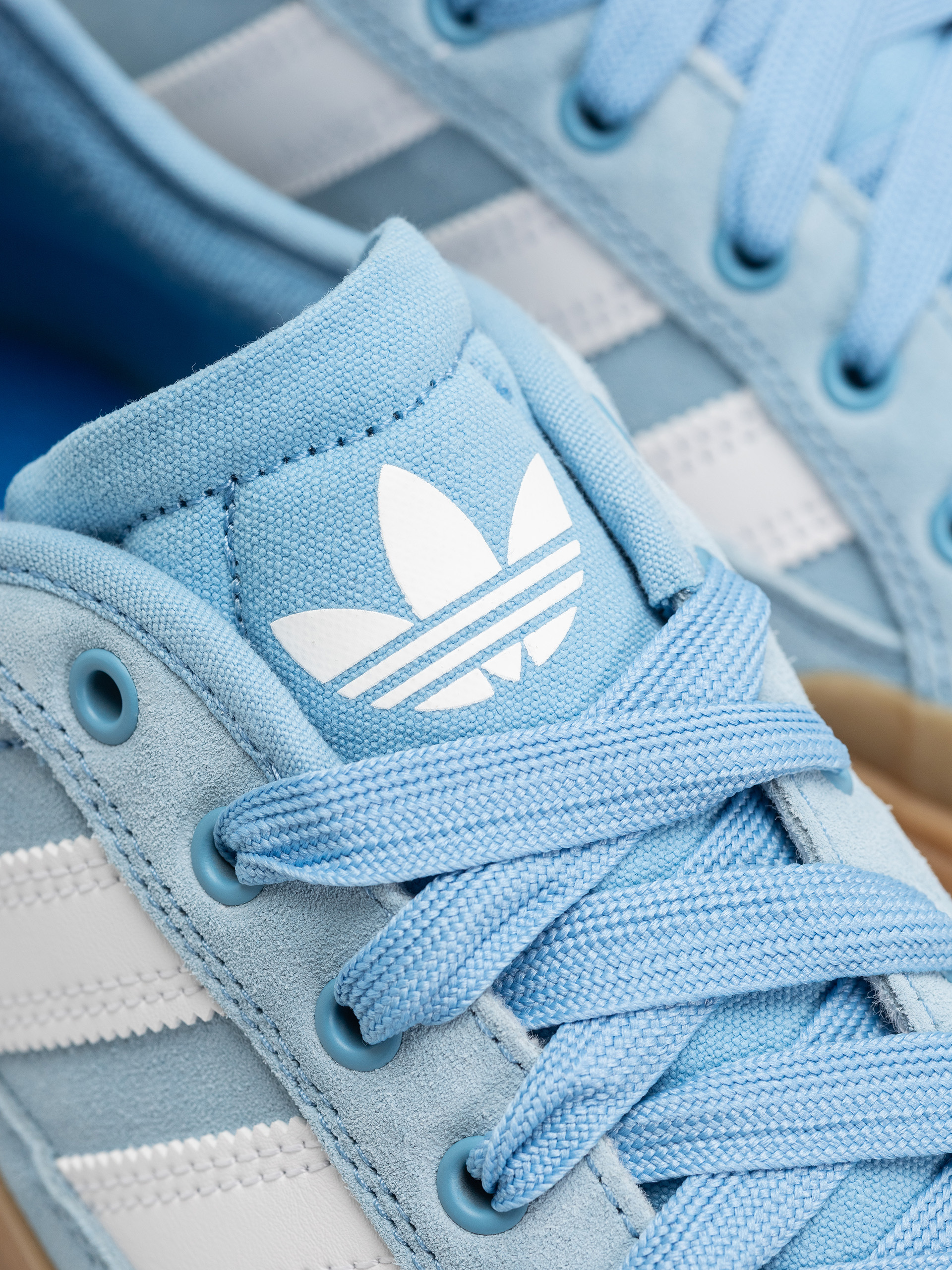 Взуття adidas Court Tns Premiere (ltblue/ftwwht/gum3)