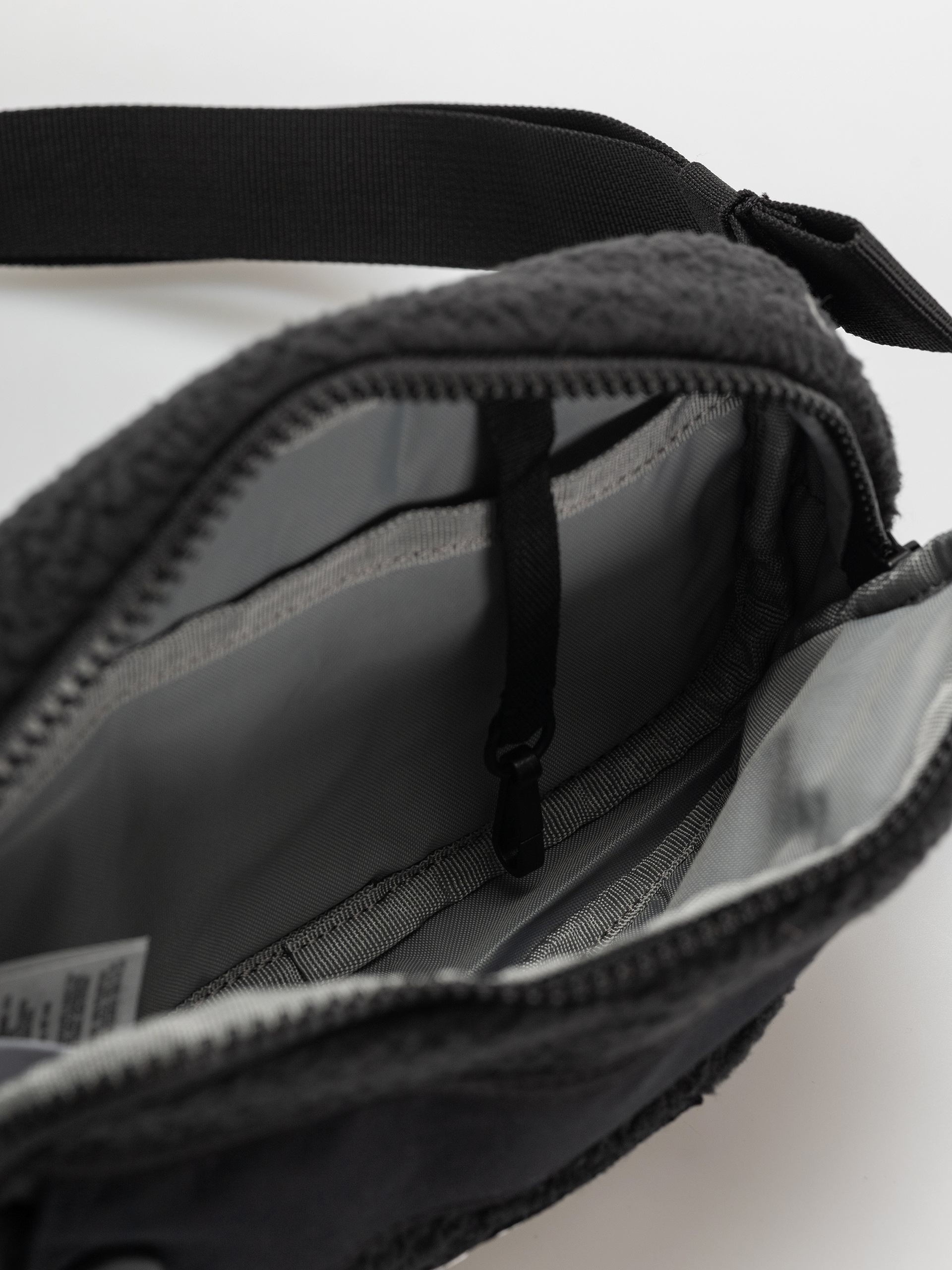 Сумка на пояс Columbia Helvetia II (black)