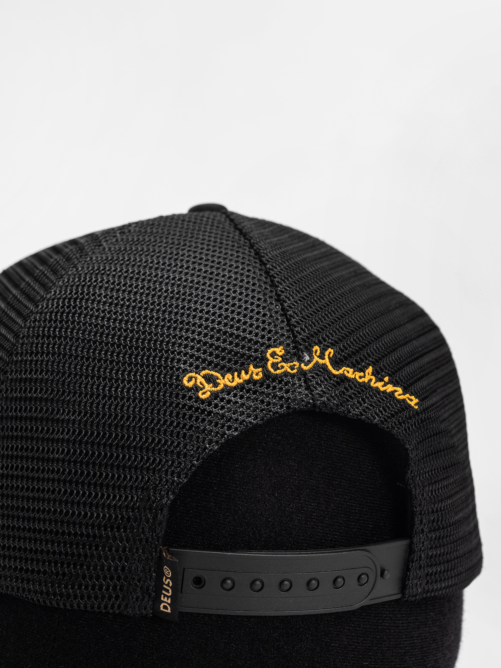 Кепка Deus Ex Machina Citadel Trucker (black)