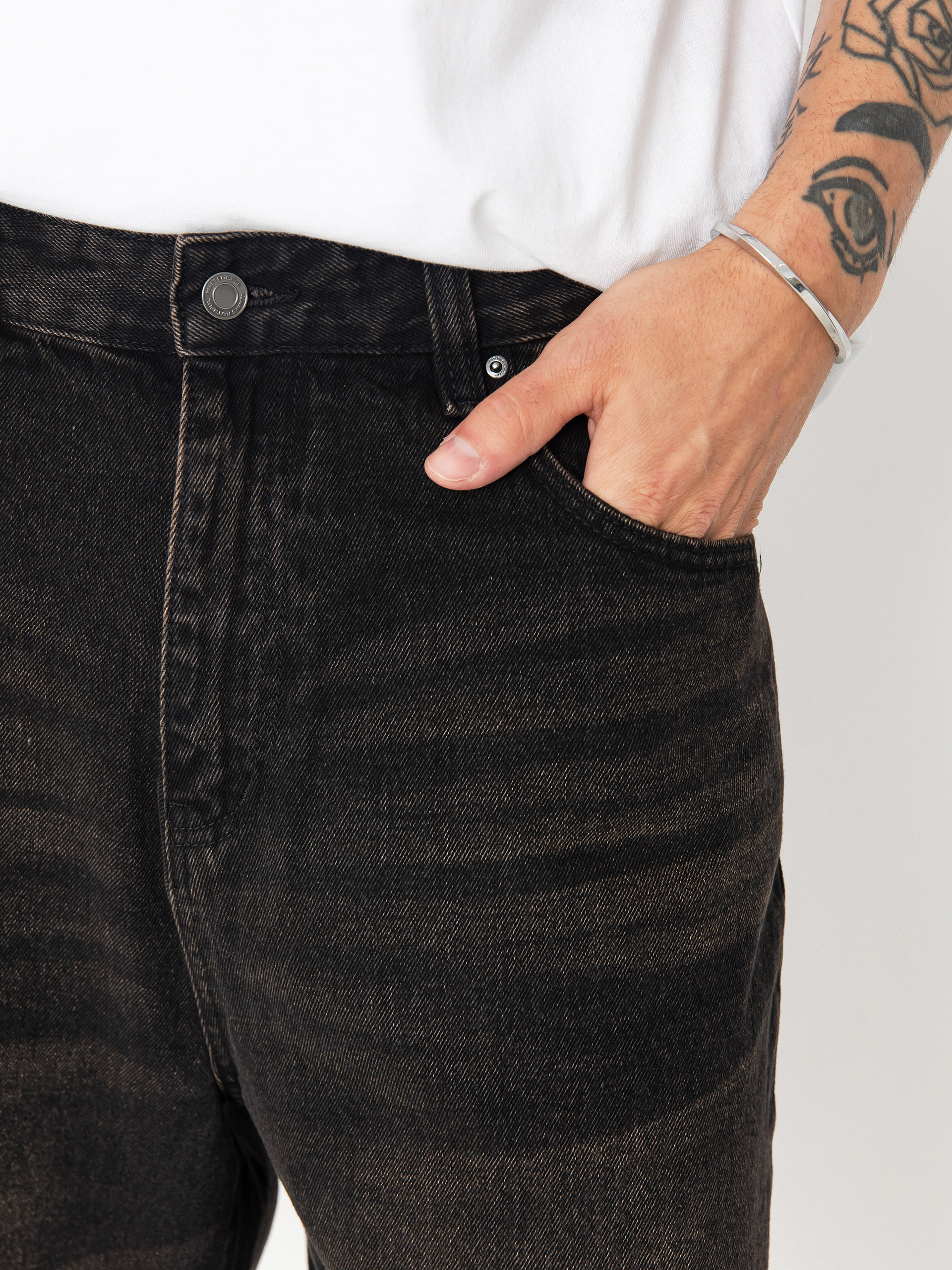 Шорти Wasted Paris Sandblast Casper (faded black)