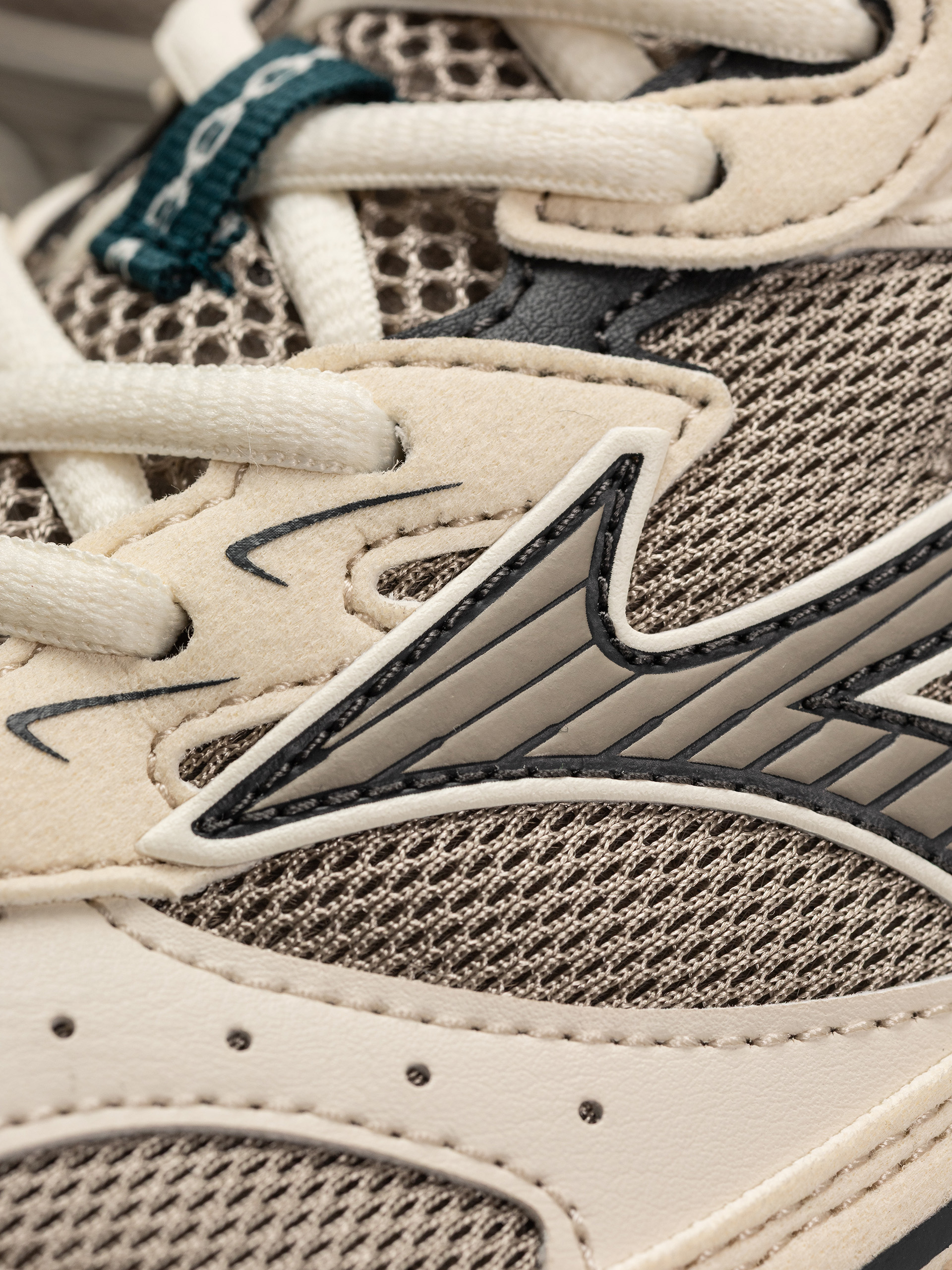 Взуття Mizuno MXR (vintage khaki/vintage khaki/summer sand)