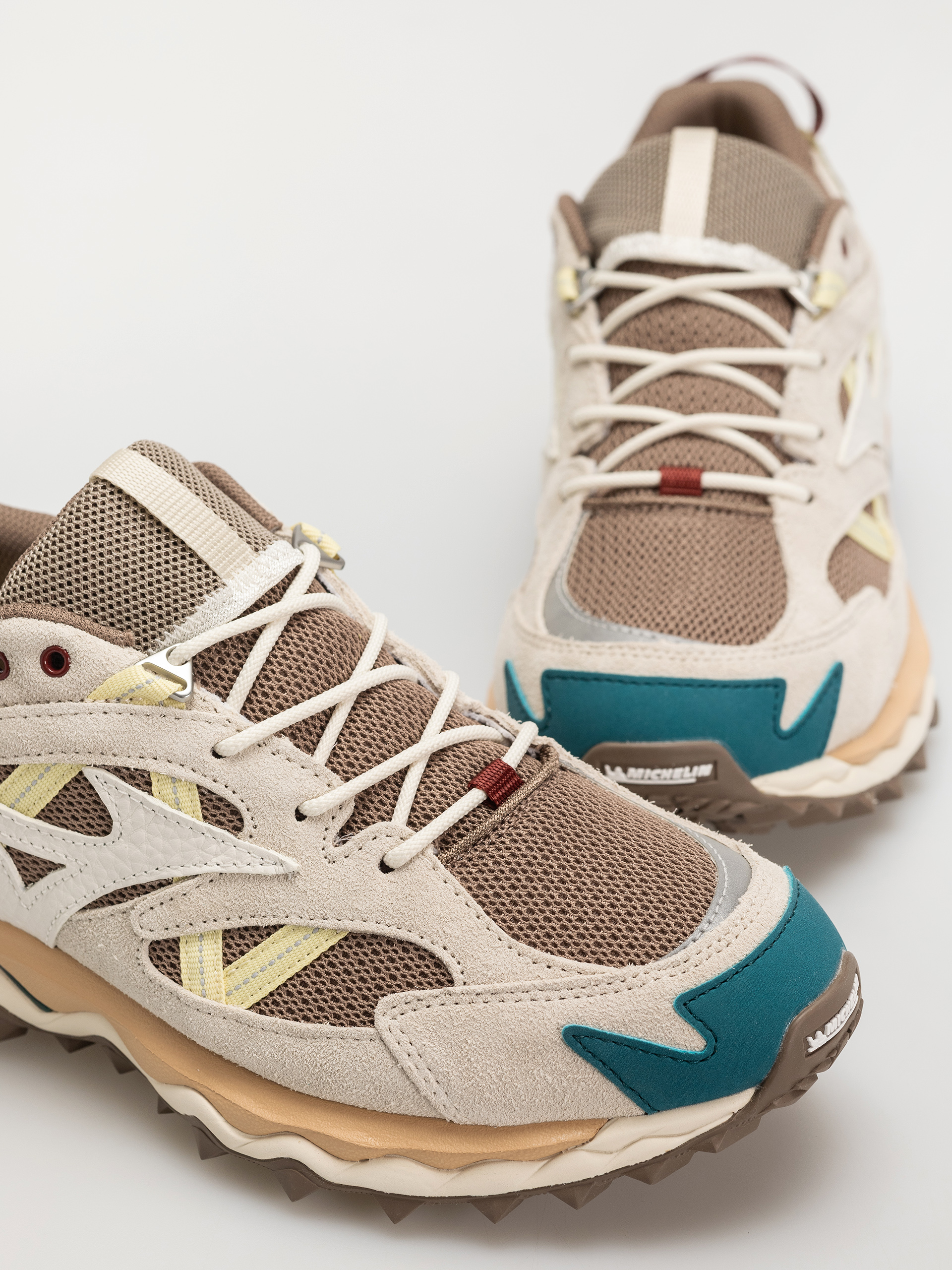 Взуття Mizuno Wave Mujin TL - різнокольоровий (fossil/snow white