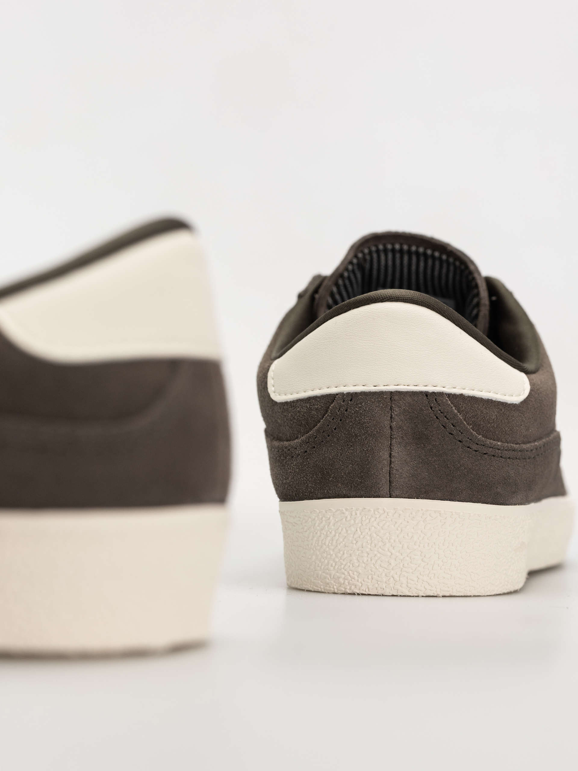 Взуття adidas Puig Indoor (shaoli/owhite/blubir)