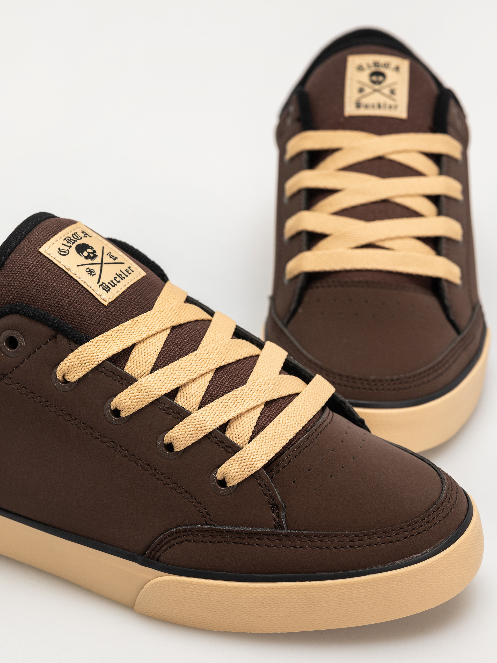 Взуття Circa Buckler Sk (mustang/black/ivory)