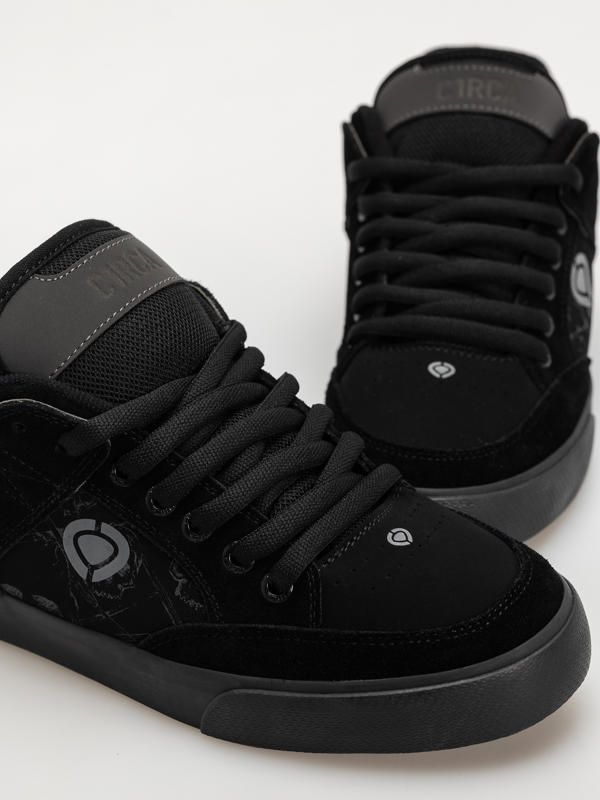 Взуття Circa 205 Vulc Se (black/black/skull)