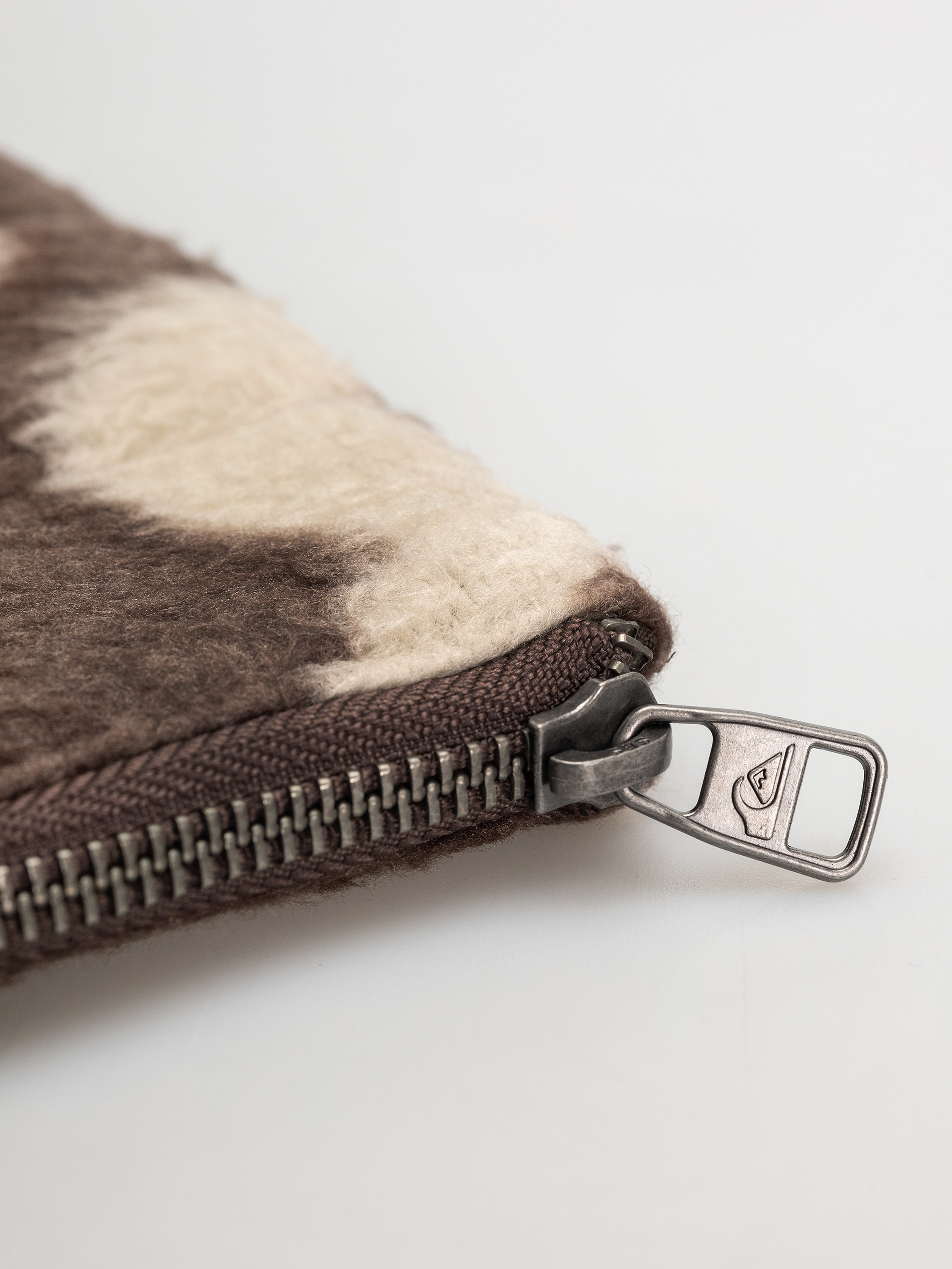 Сумка Quiksilver The Winter Pouch Aop Wmn (chocolate brown mini checker)