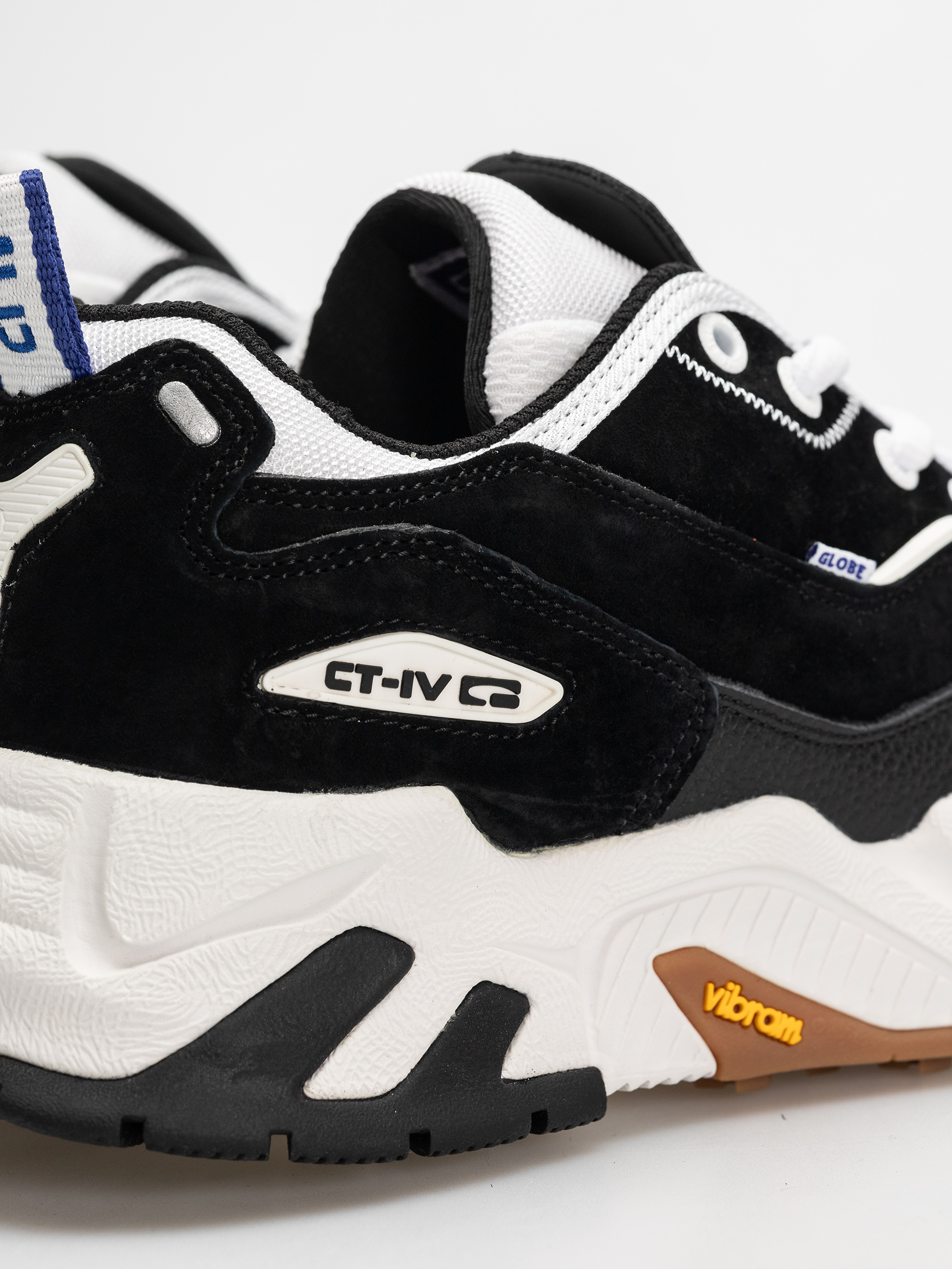 Взуття Globe CT 4000 (black/white)