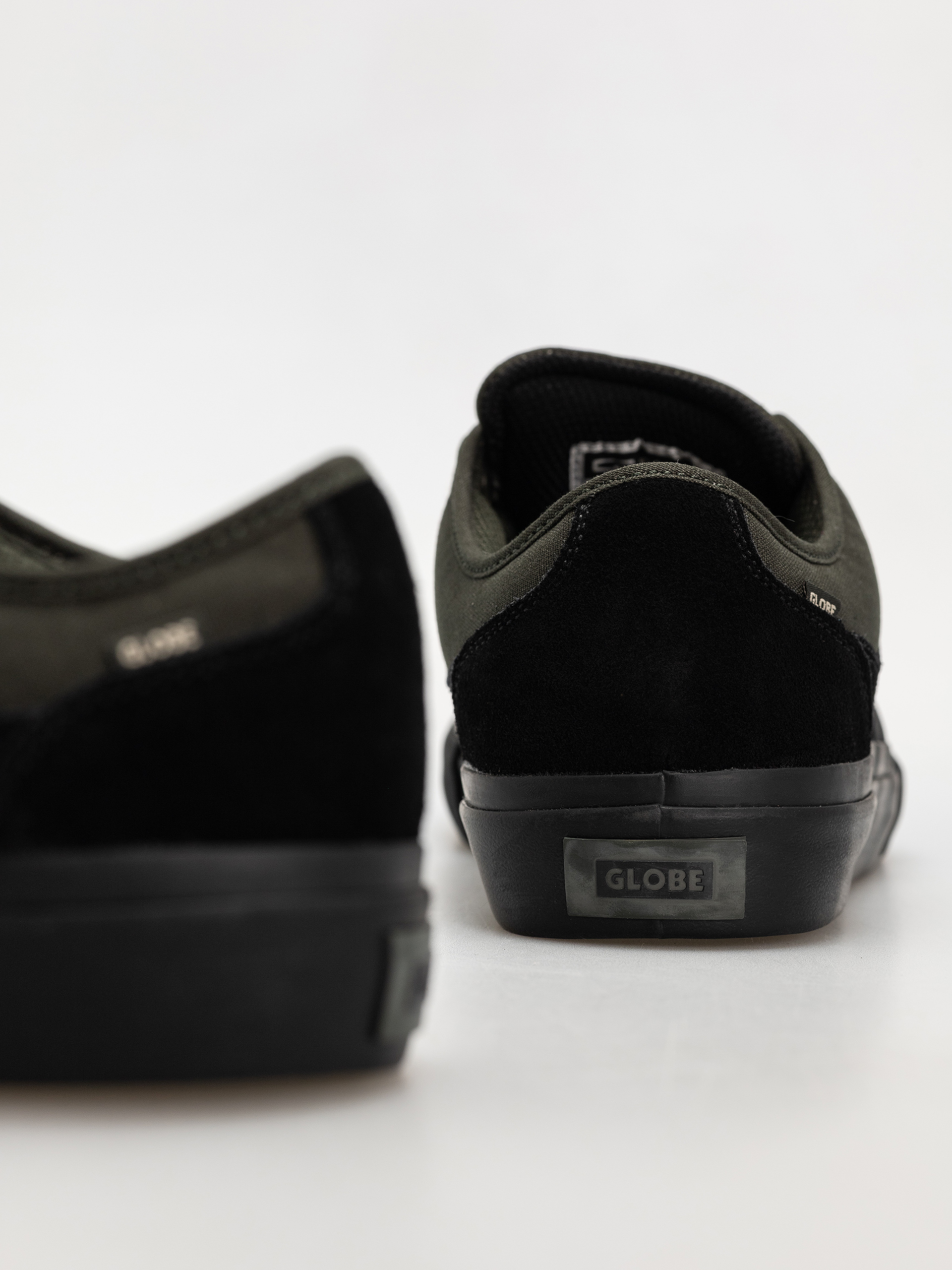 Взуття Globe Mahalo Plus (black/pine)