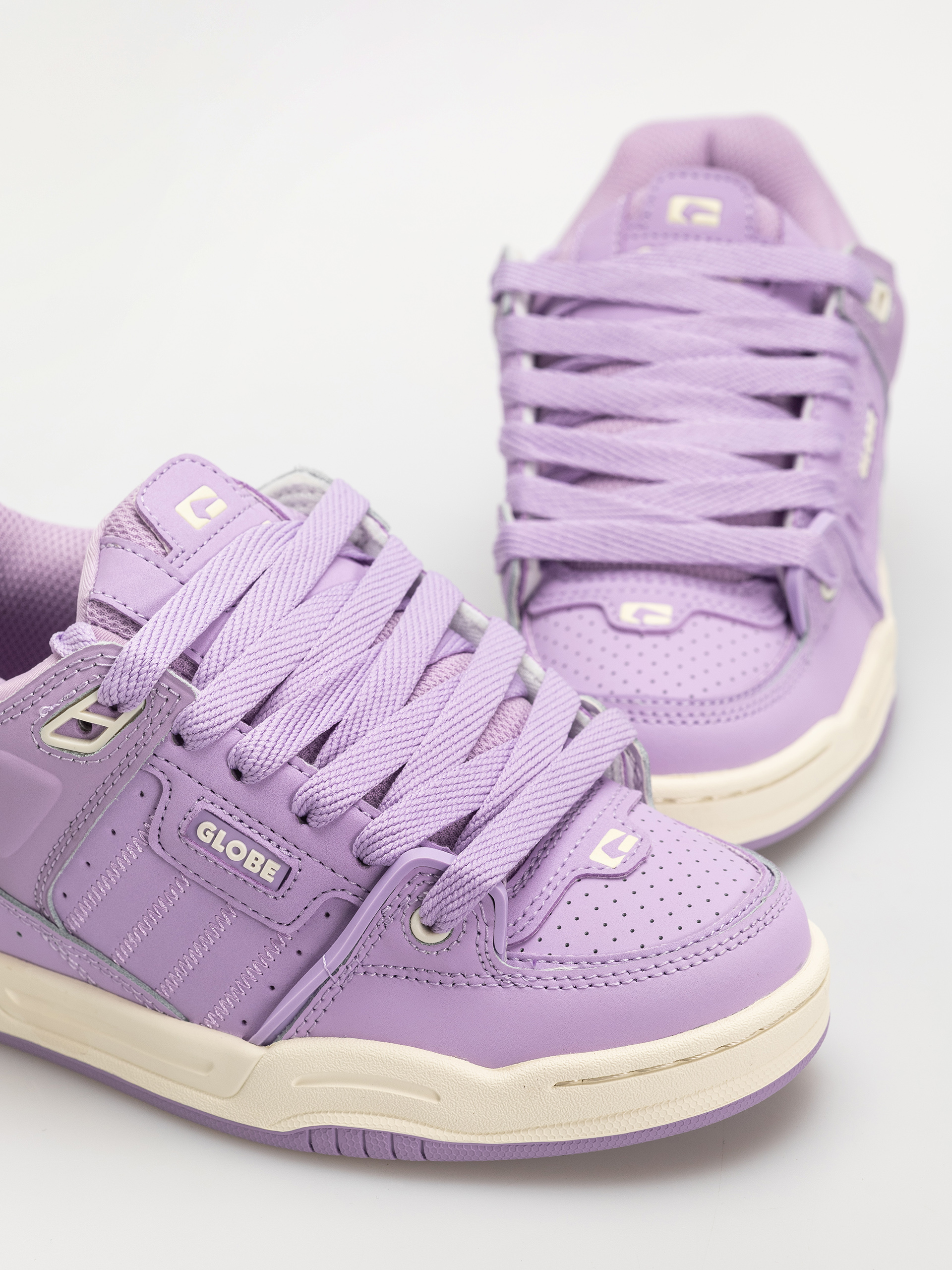 Взуття Globe Fusion (lilac/cream)