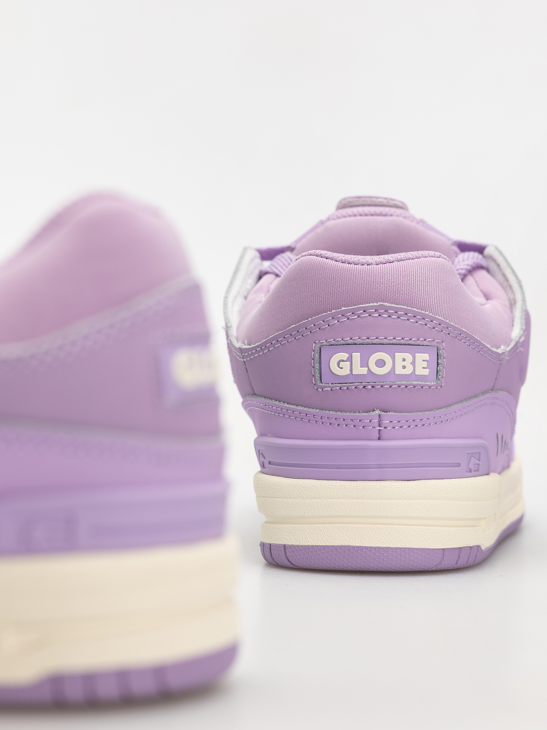 Взуття Globe Fusion (lilac/cream)