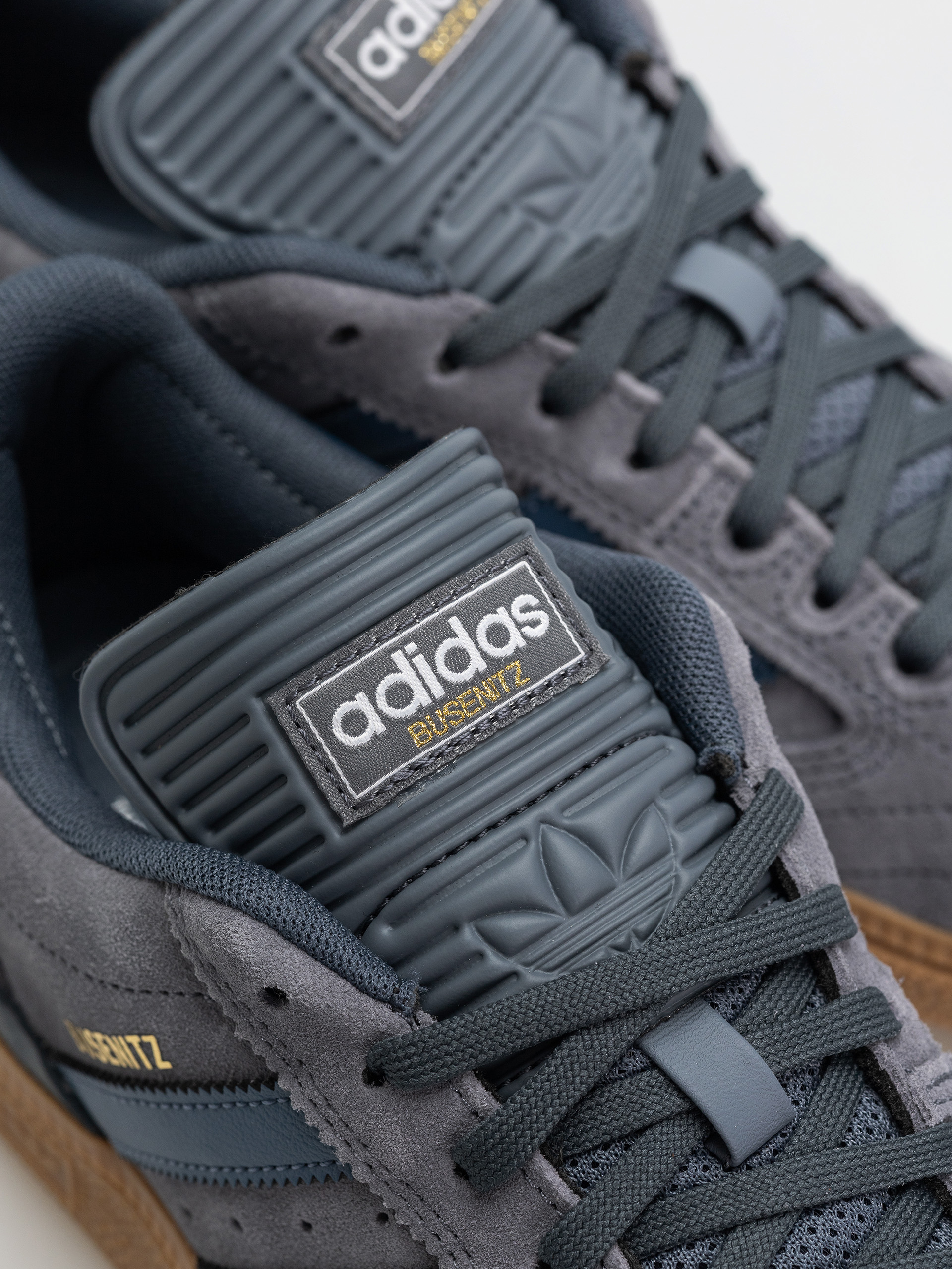 Взуття adidas Busenitz (onix/prloin/gum4)