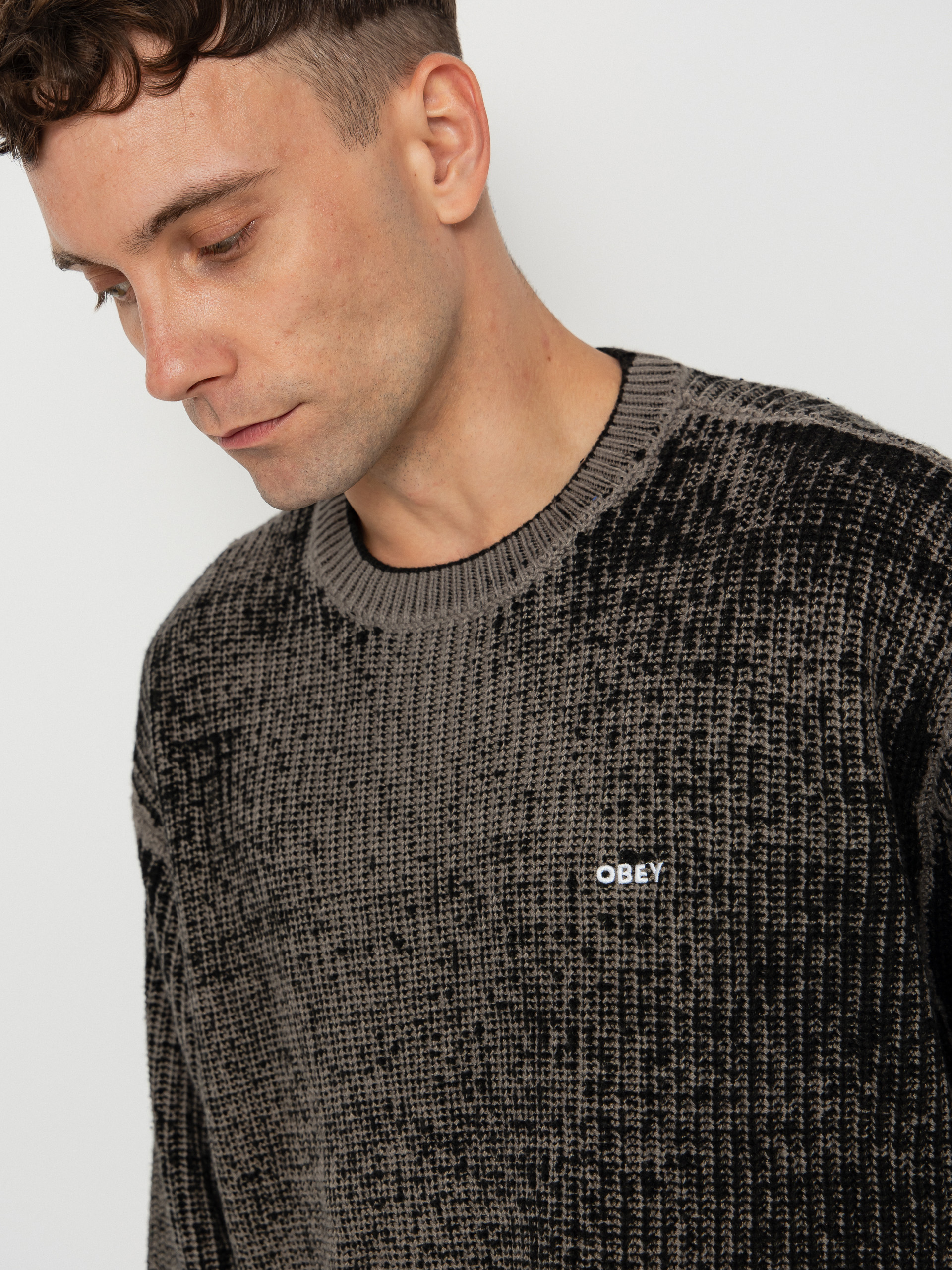 Светр OBEY Obey Spray Effect Sweater (black multi)