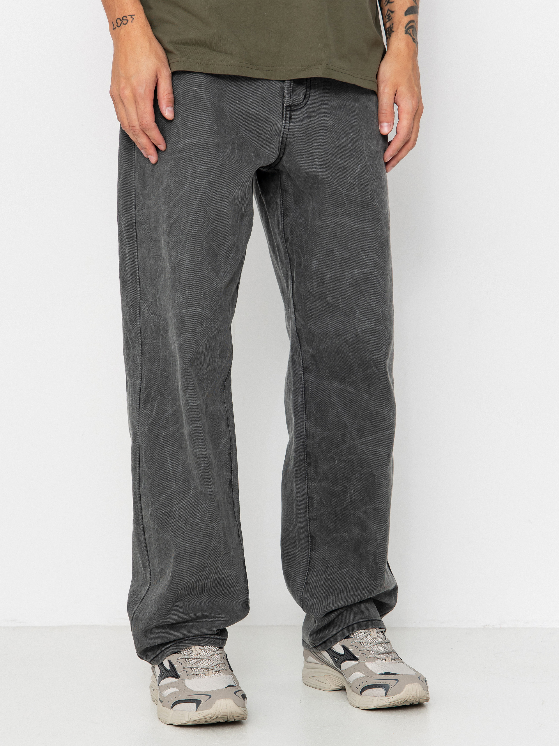 Штани OBEY Classic Wrinkle Baggy Denim (black wrinkle wash)