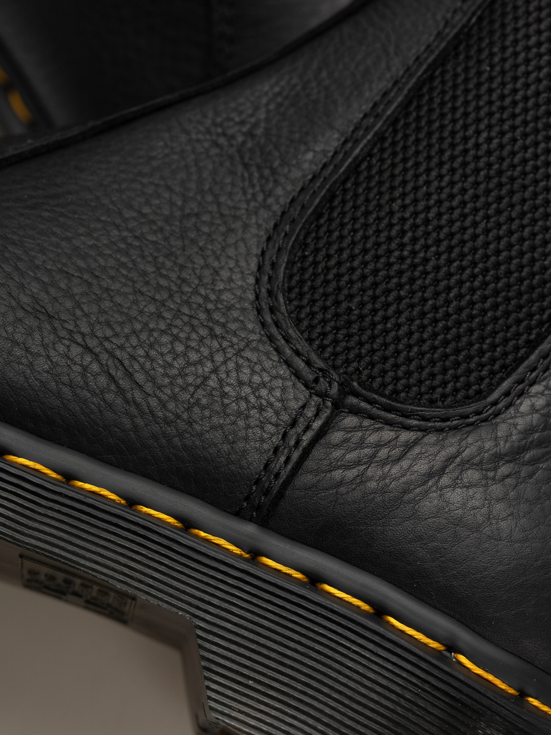 Взуття Dr. Martens 2976 Chelsea (black ambassador)