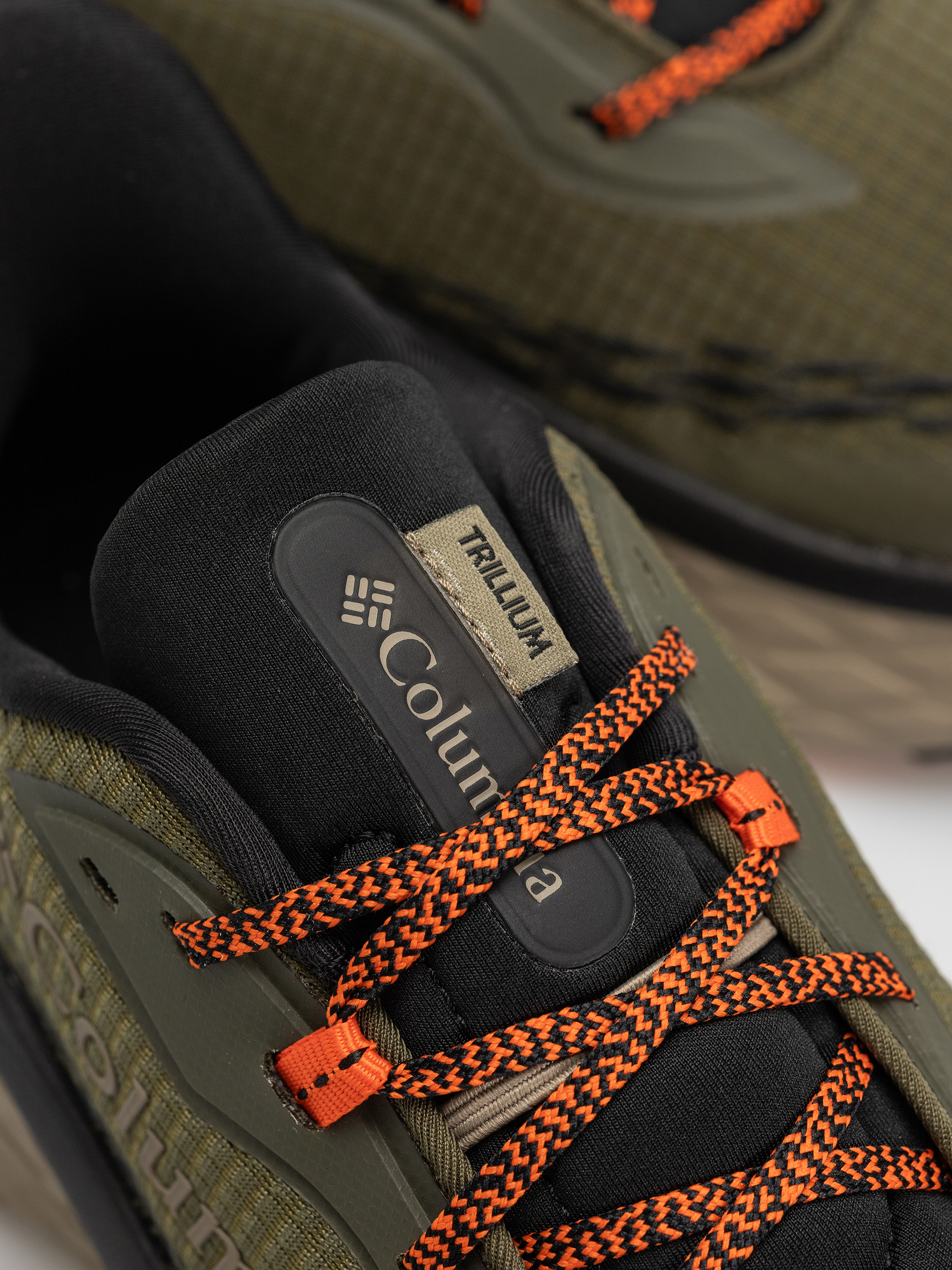 Взуття Columbia Konos Trillium ATR (nori/tangy orange)