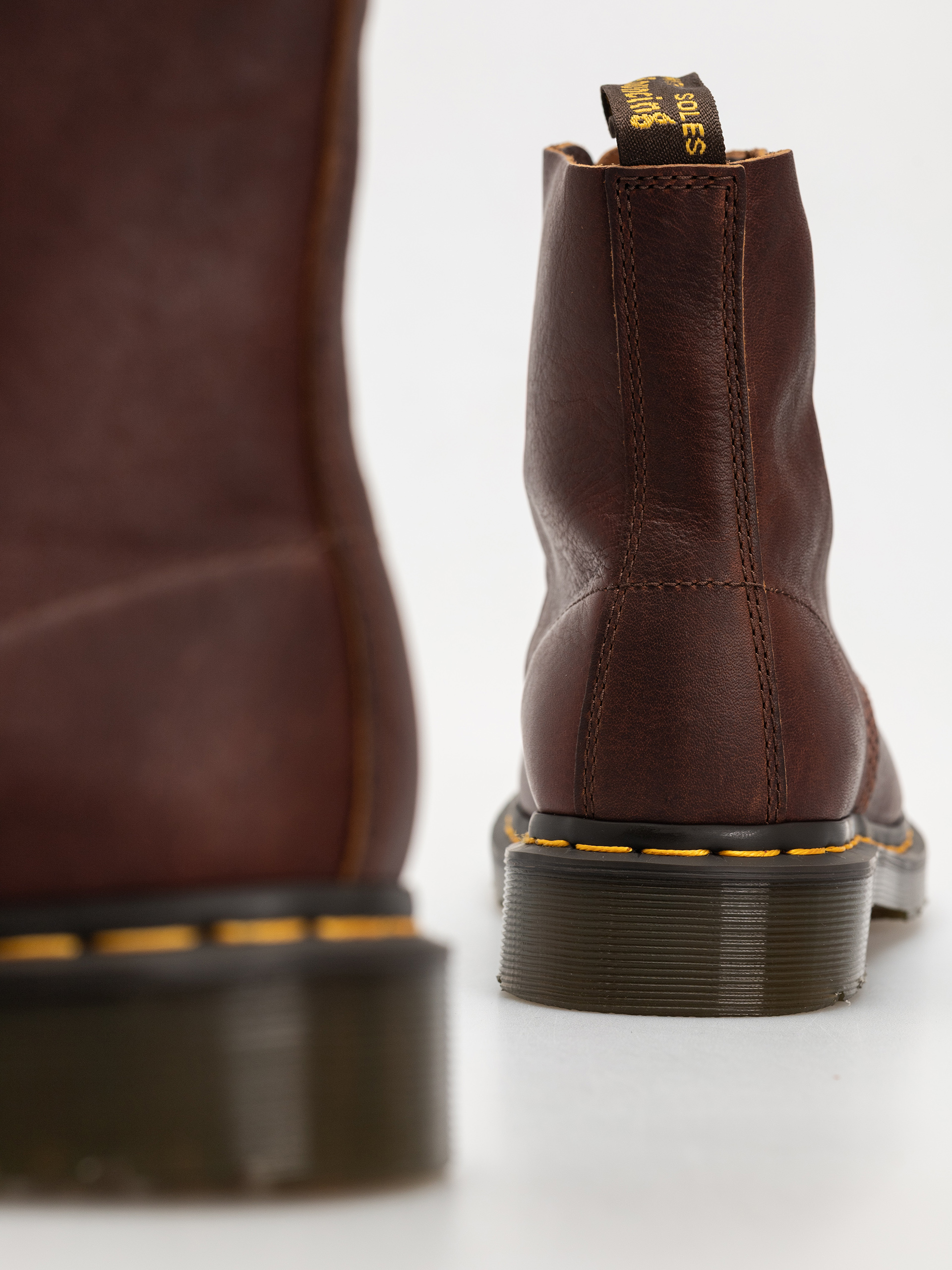 Взуття Dr. Martens 1460 (cashew ambassador)