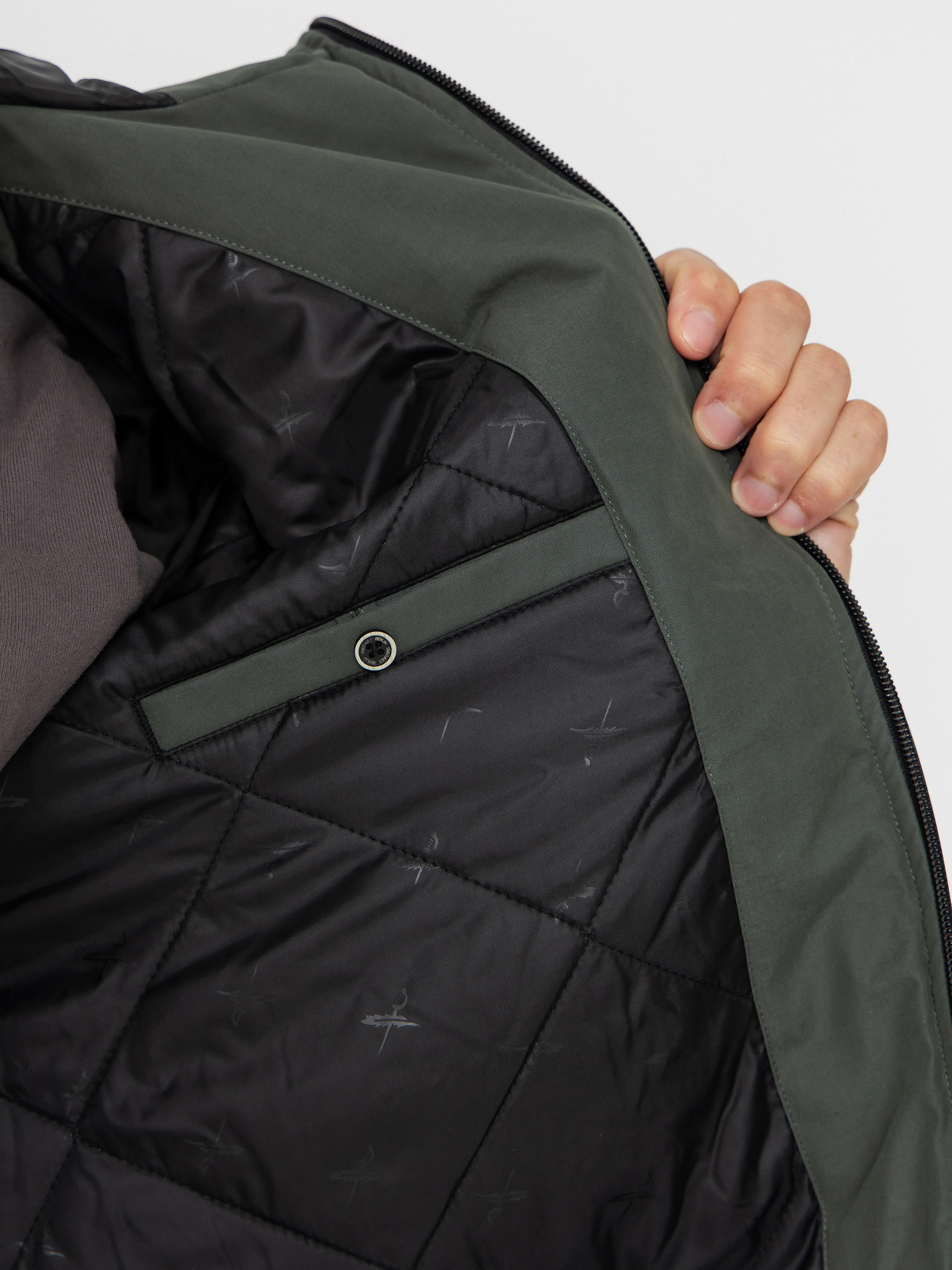 Куртка Iriedaily Nilas (dark jungle)