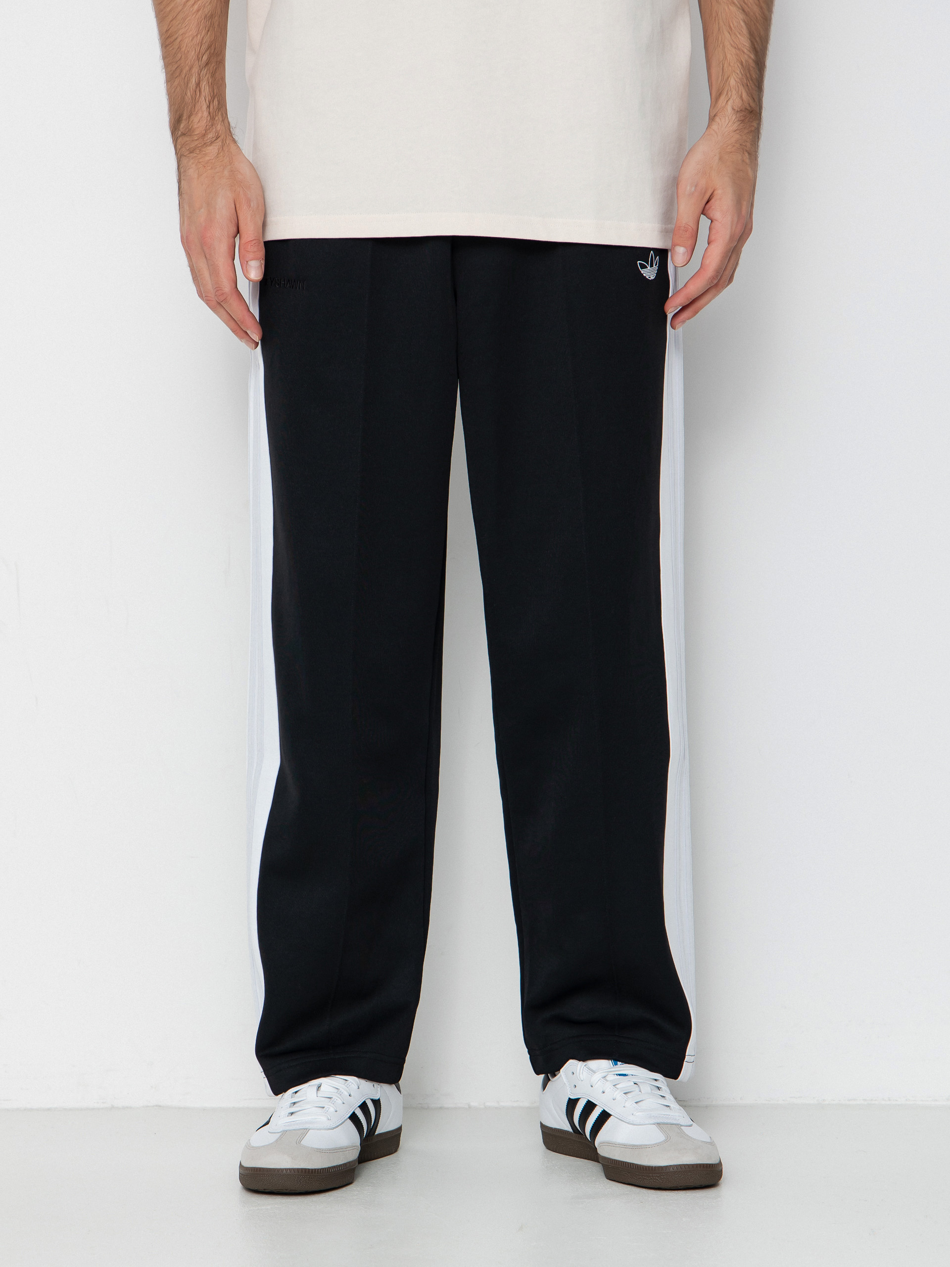 Штани adidas Tyshawn (black/white/dshgry)