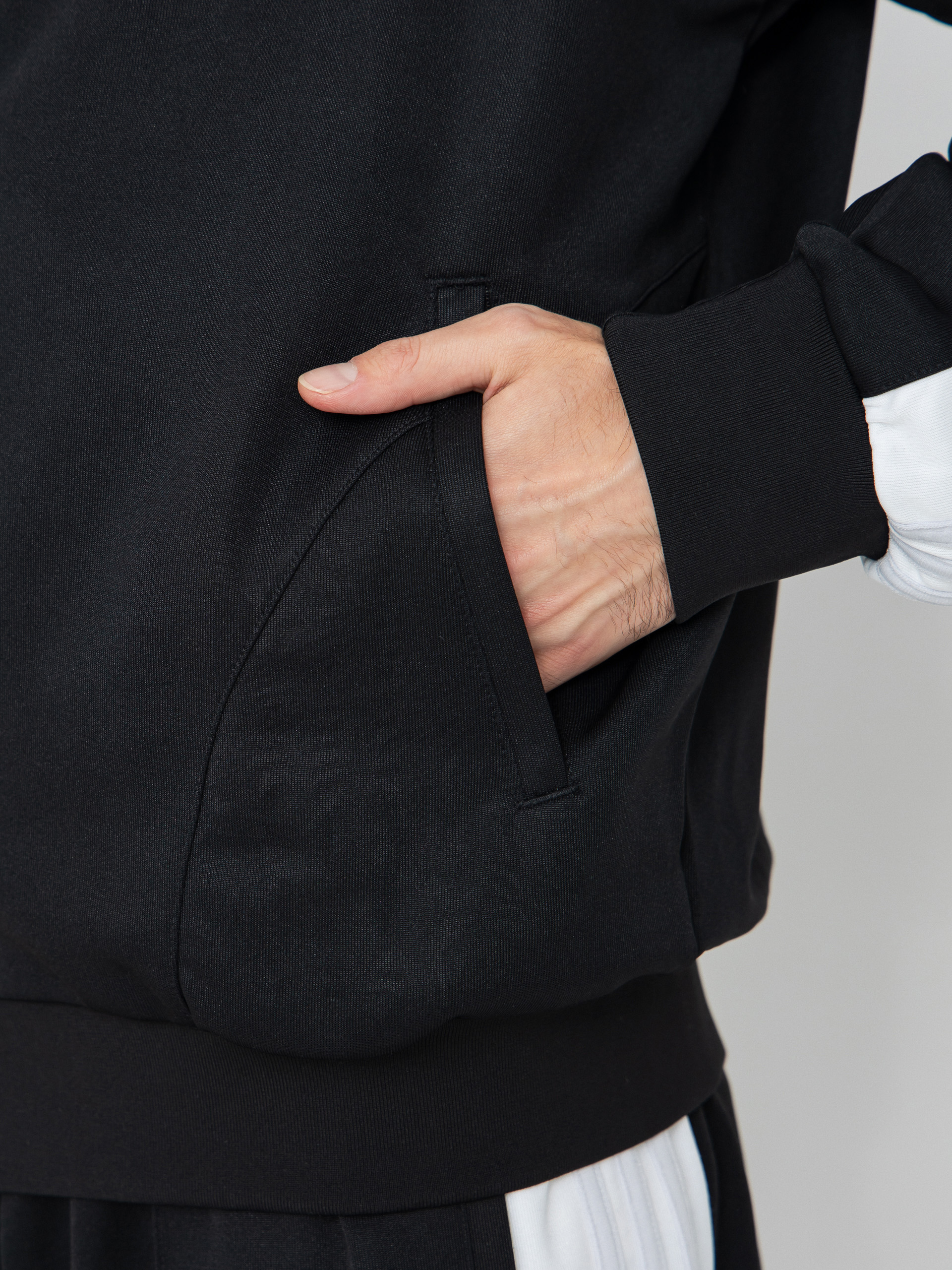 Куртка adidas Tyshawn T (black/white/dshgry)