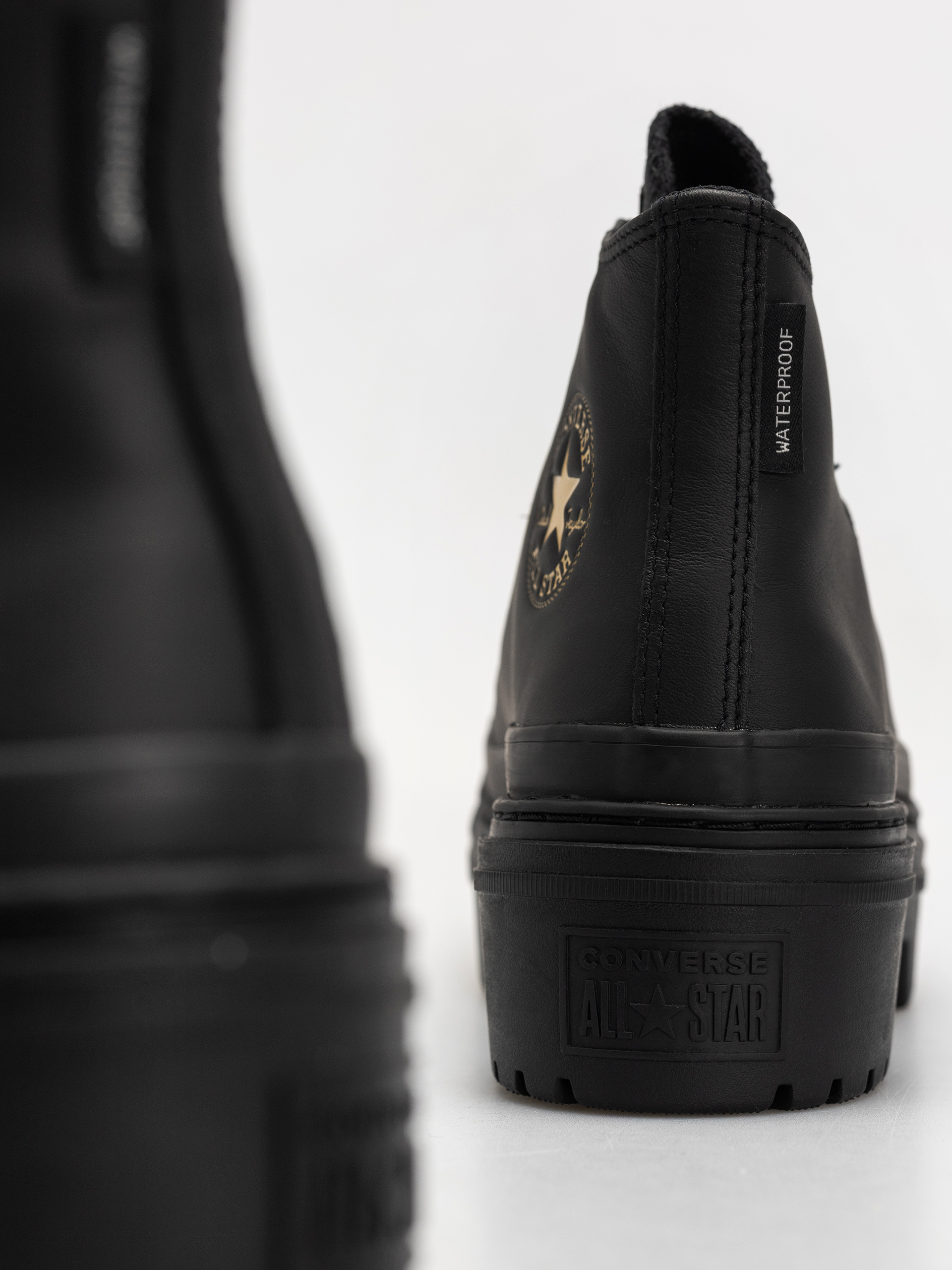 Взуття Converse Chuck Taylor All Star Lugged Heel Wmn (black/black/gold)