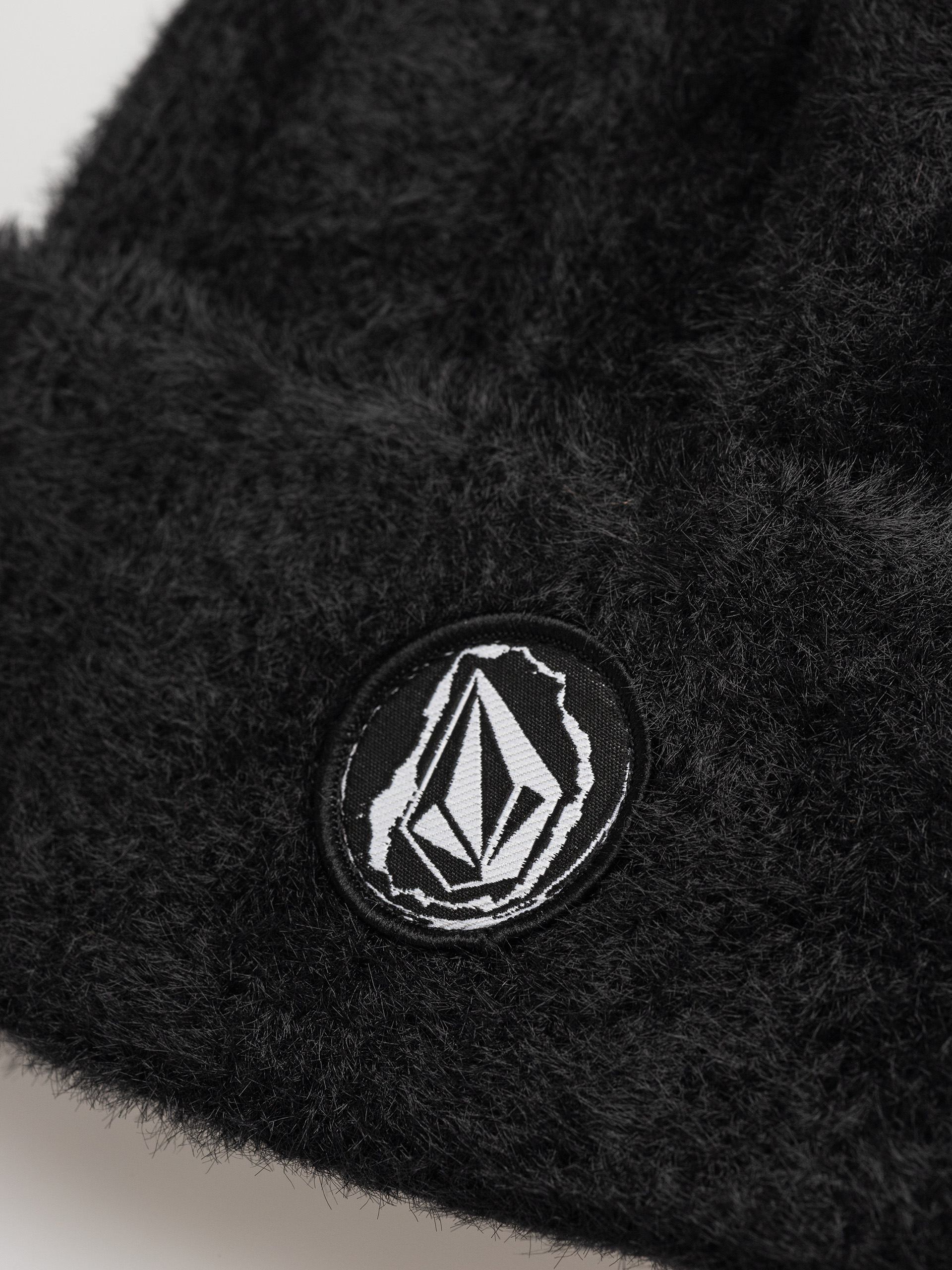 Шапка Volcom Fuzz Teddy Wmn (black)