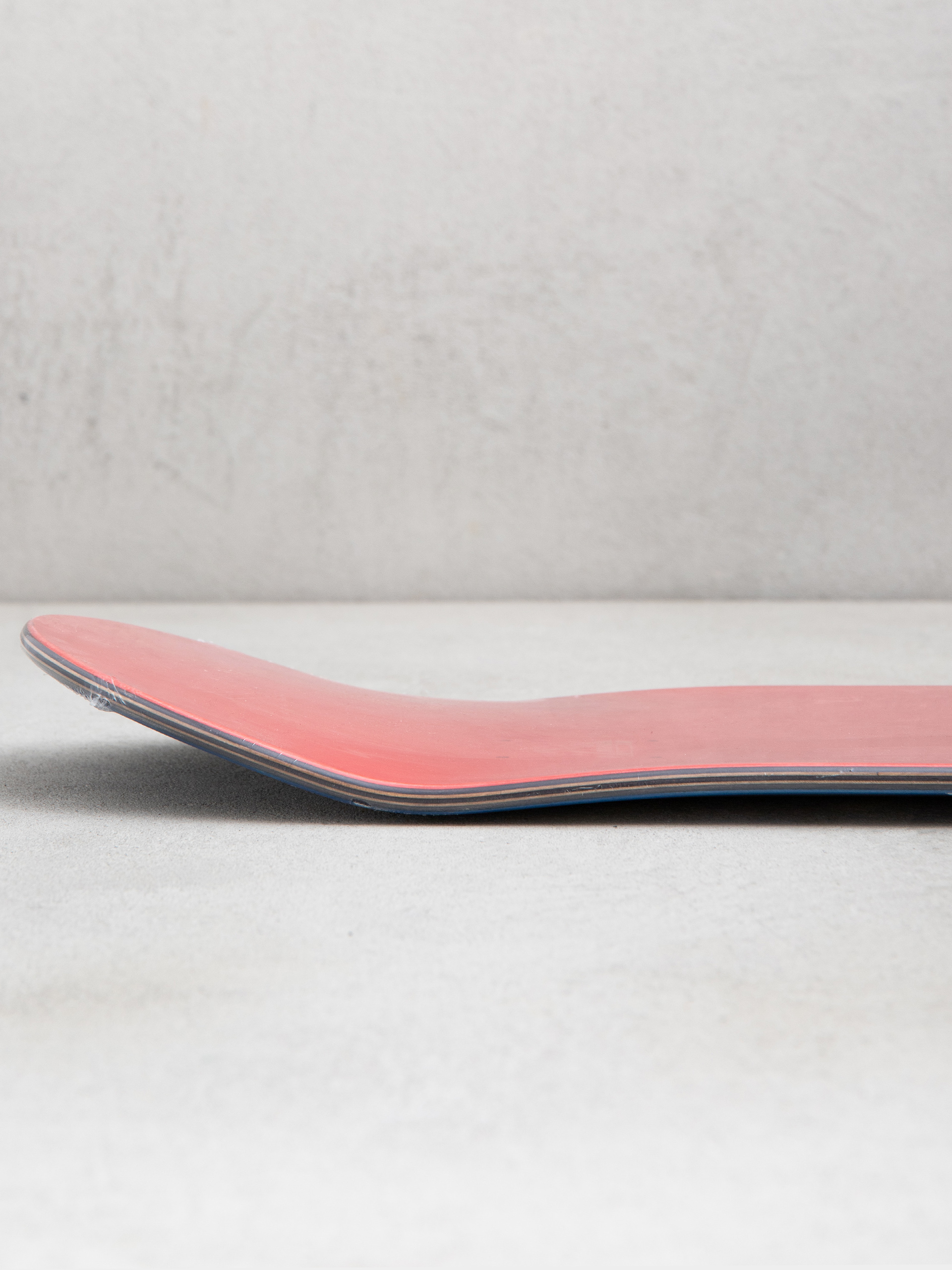 Декa Palace Skateboards Dragon Team 