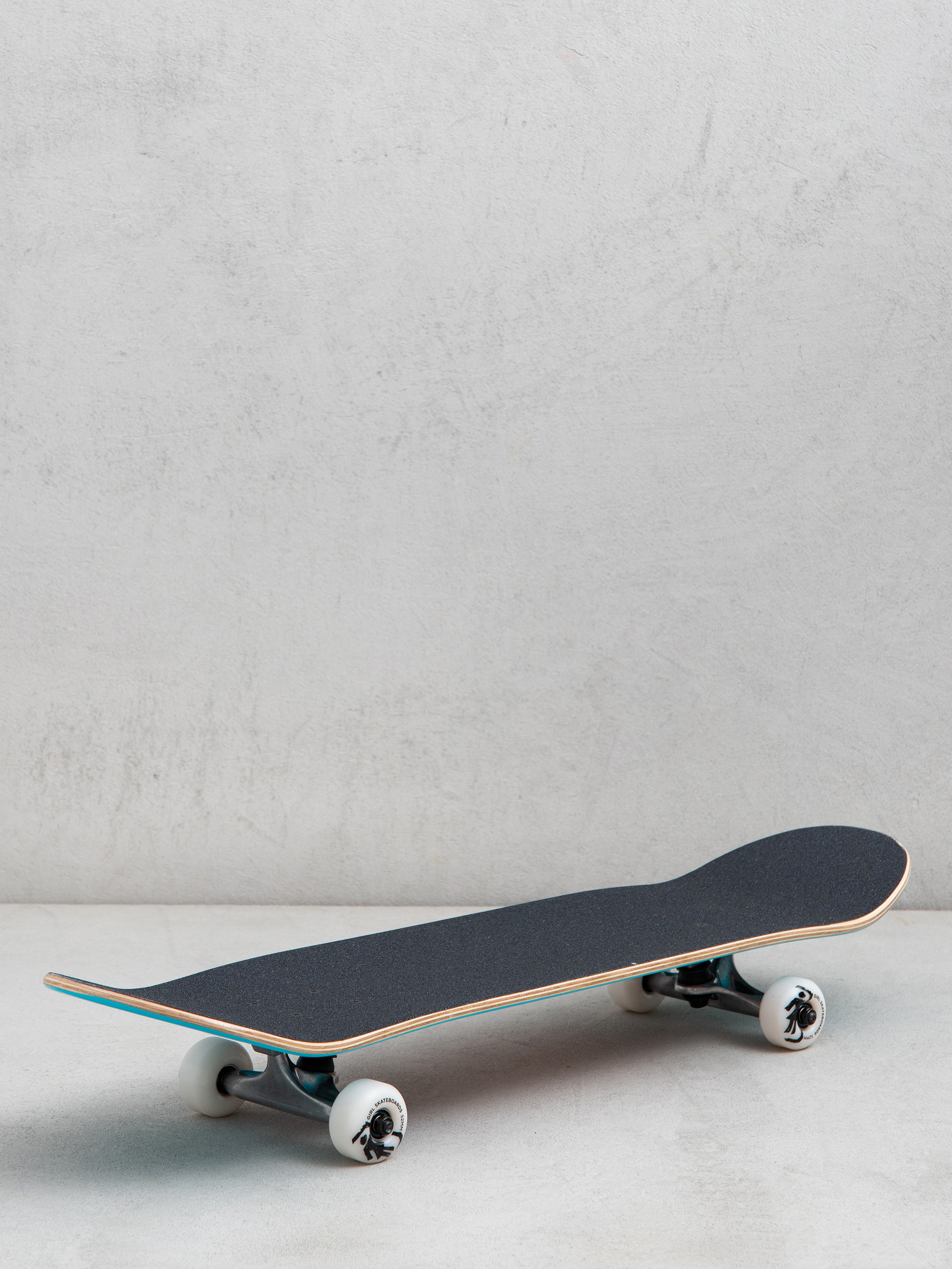 Скейтборд Girl Skateboard Geering Hand Shakers 