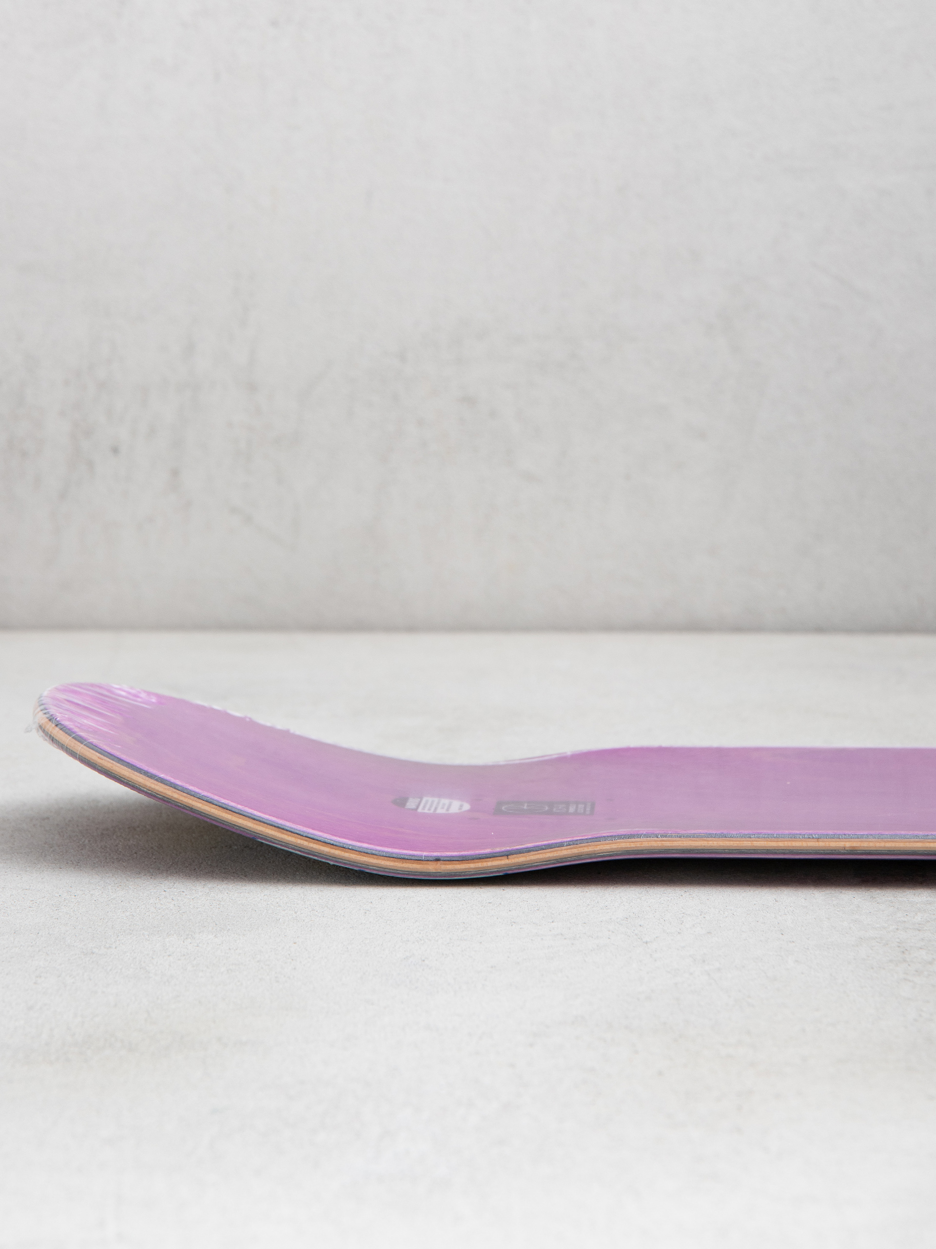 Декa Polar Skate Emile Laurent Bus Stop 