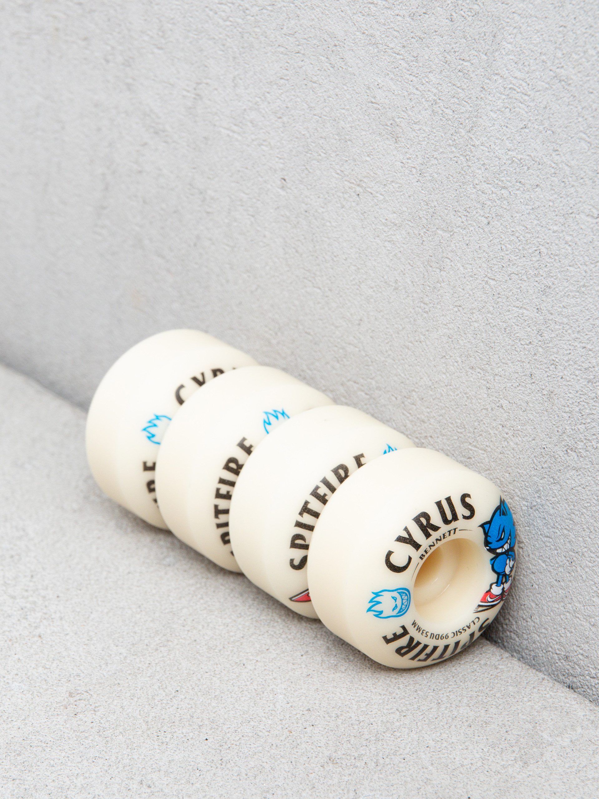 Колеса Spitfire F4 99D Cyrus Bennett Burn Squad Classic (natural)