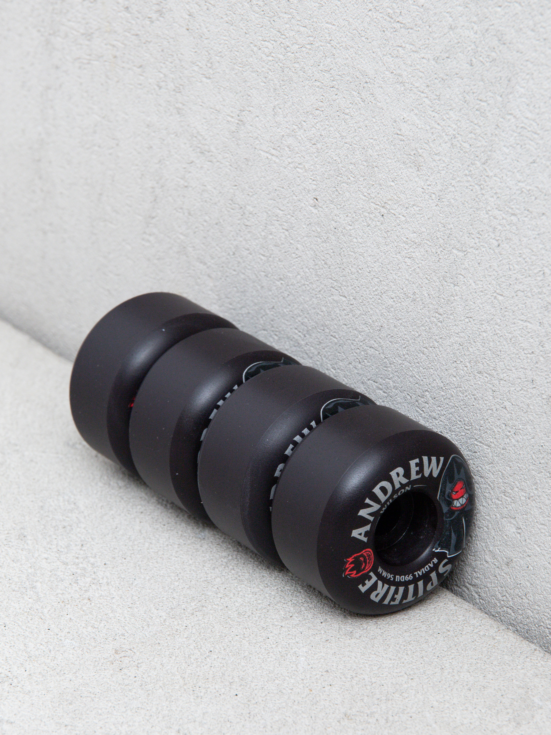 Колеса Spitfire F4 99D Andrew Wilson Burn Squad Radial (black)