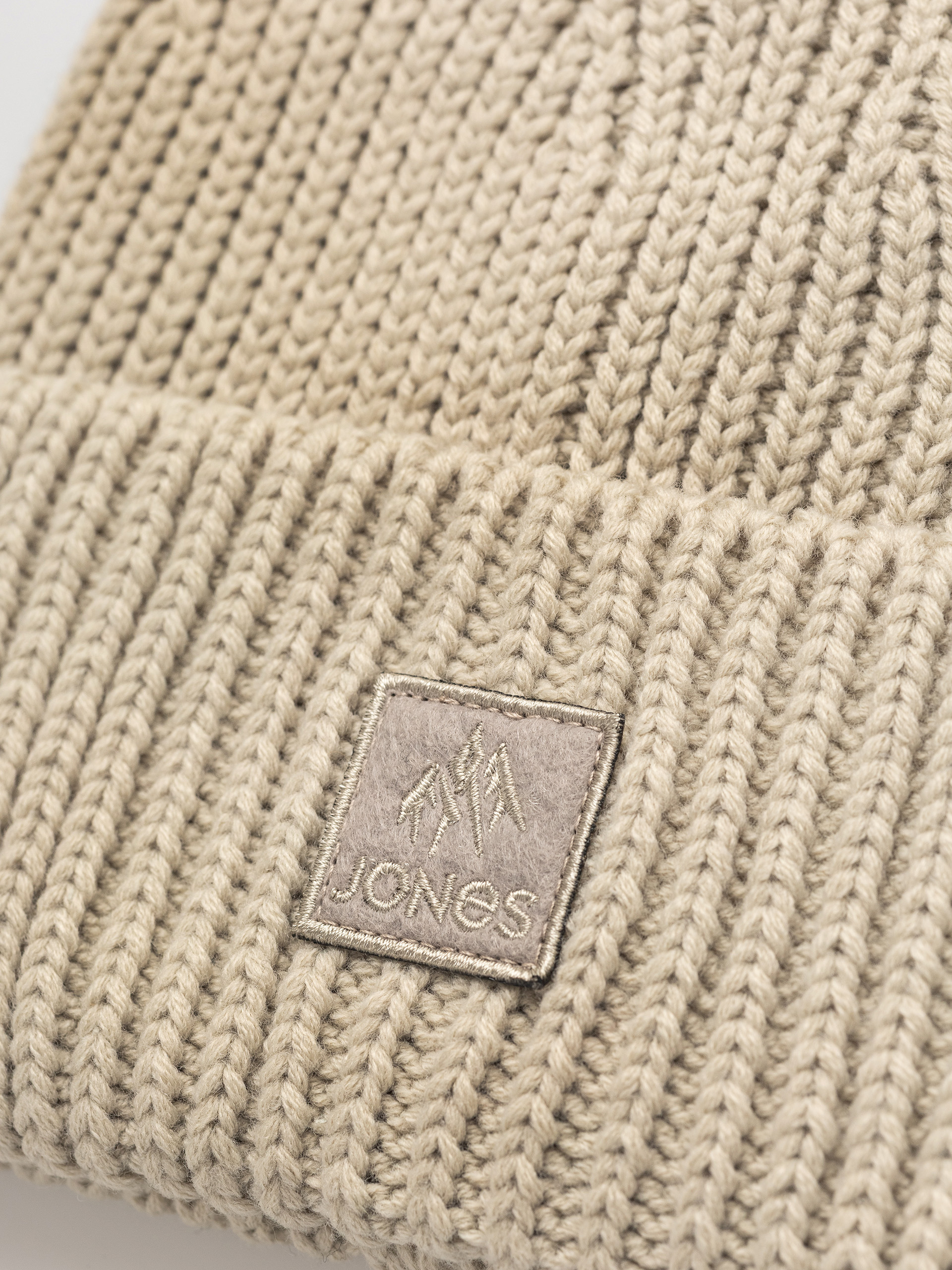 Шапка Jones Snowboards Anchorage Rec (smoke gray)