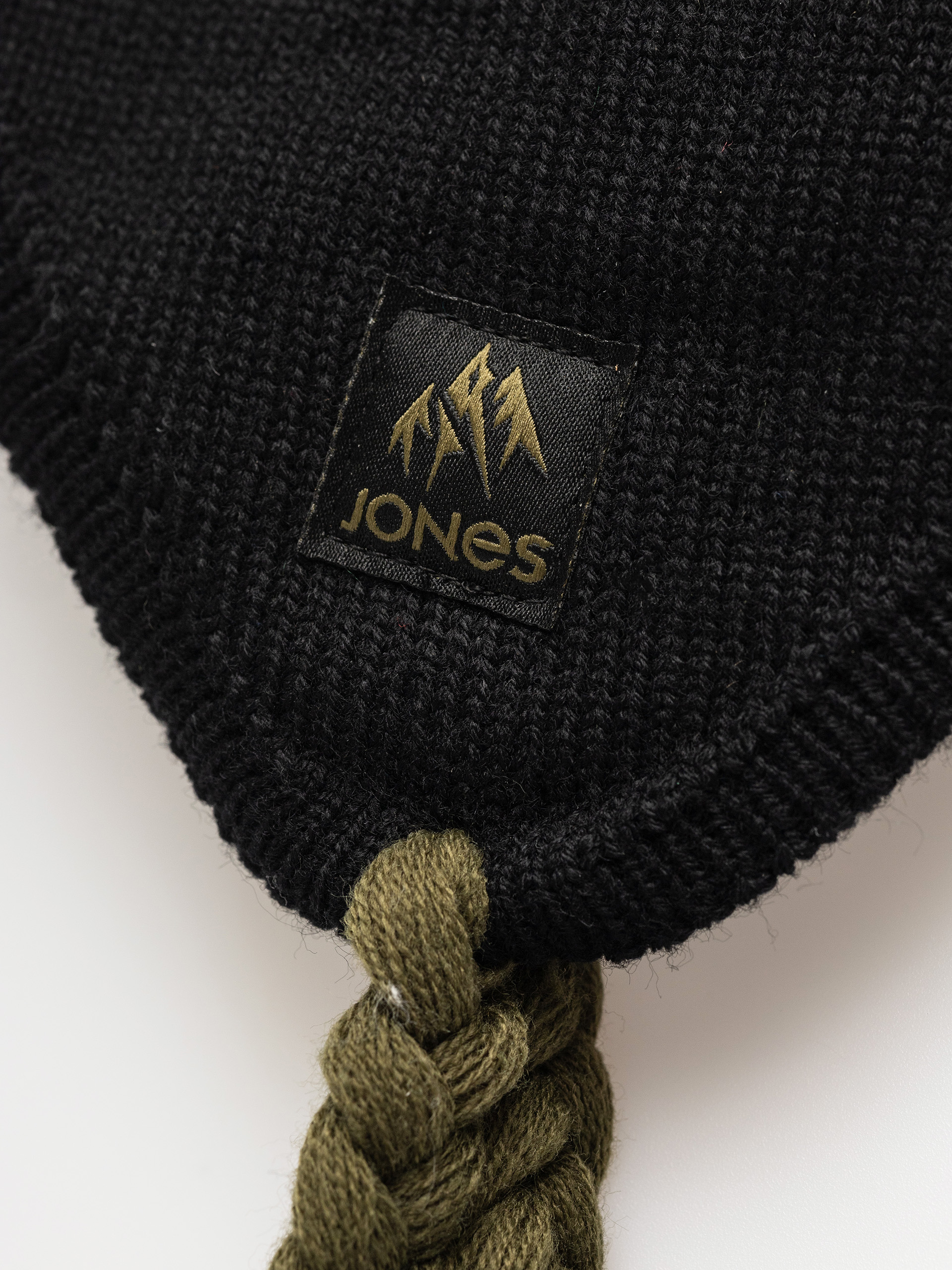 Шапка Jones Snowboards Inaki Rec (stealth black)