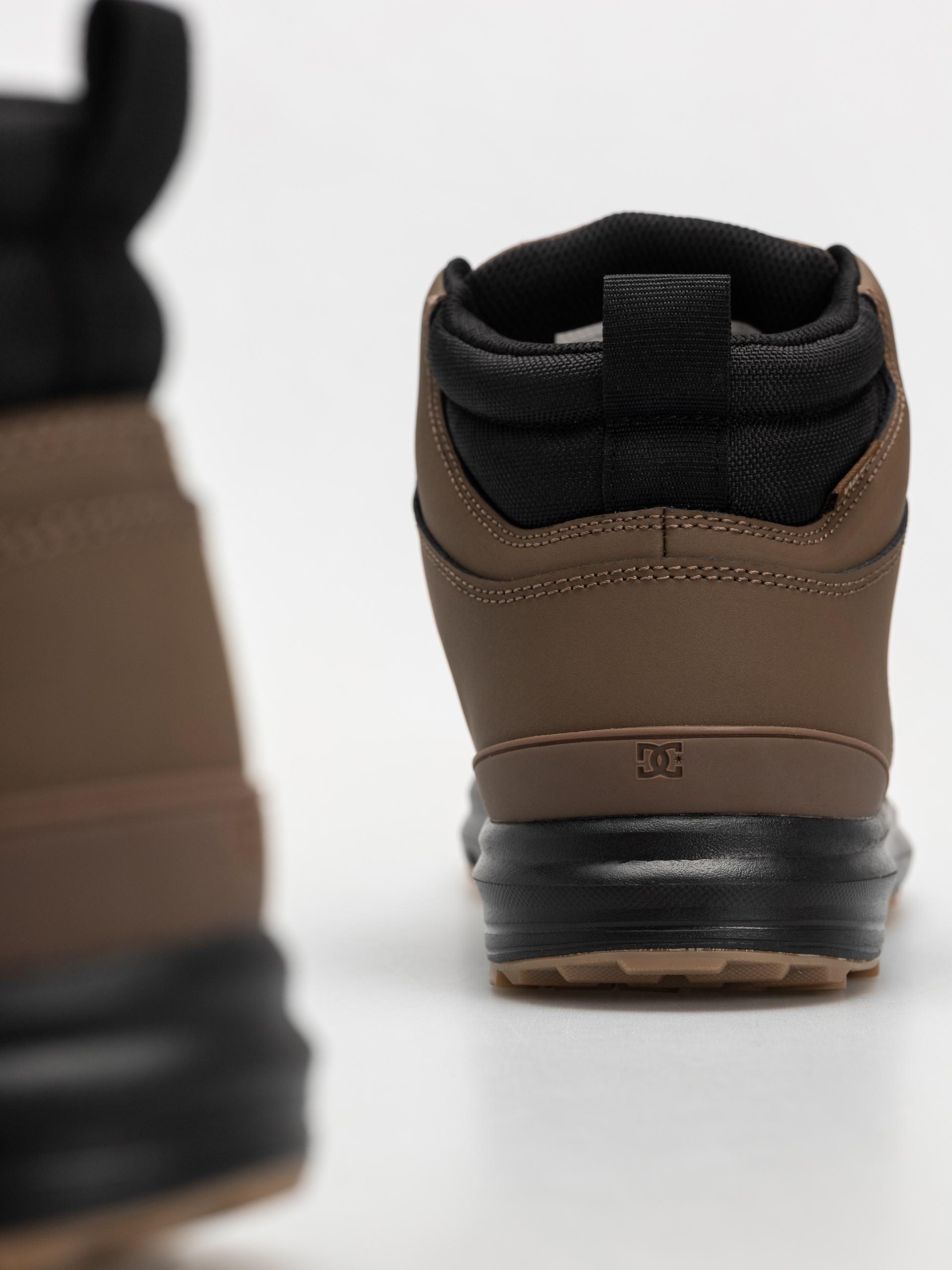 Взуття DC Mutiny Wr (brown/black)