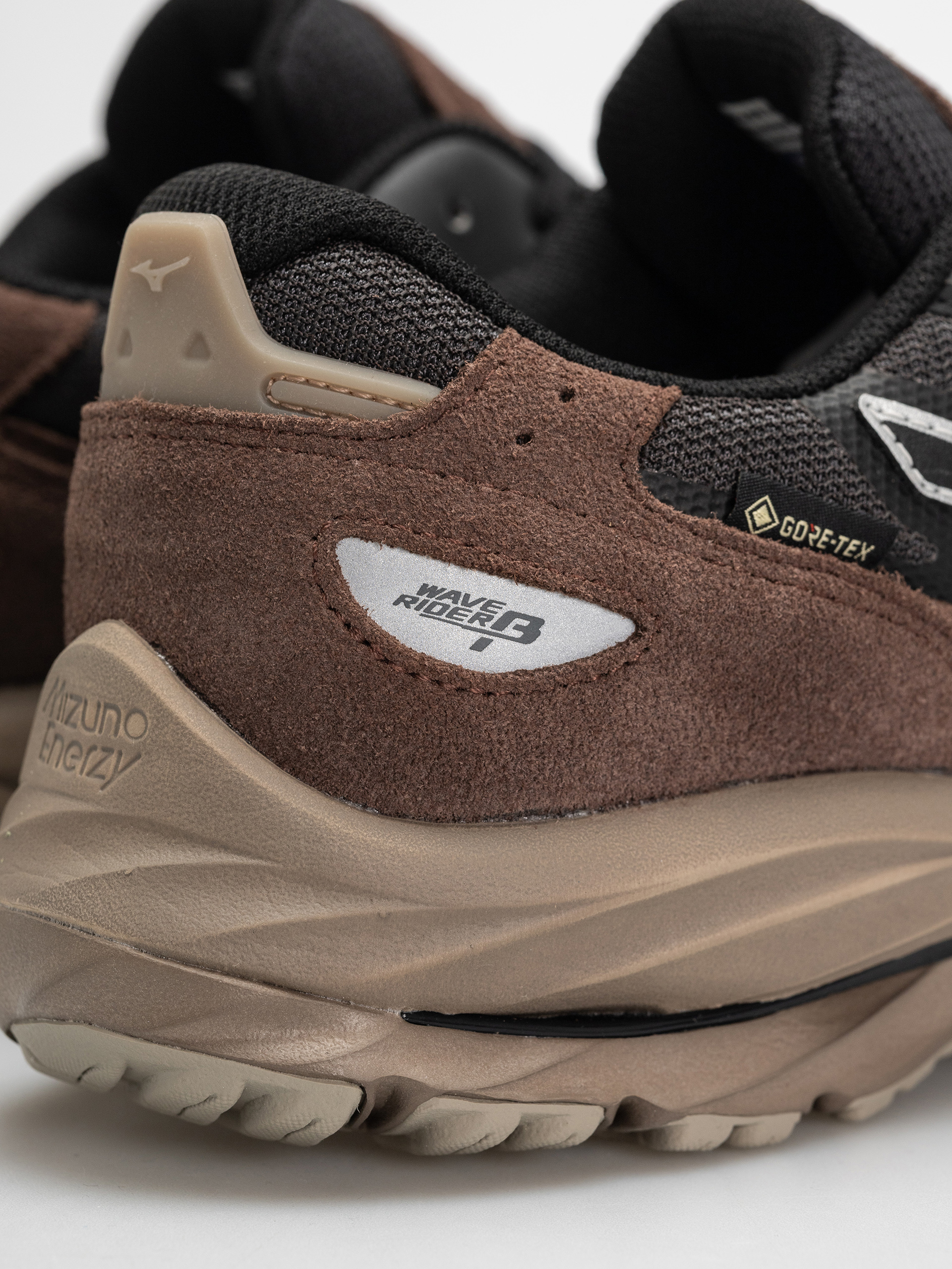 Взуття Mizuno Wave Rider GTX (black sand/black/chicory coffee)