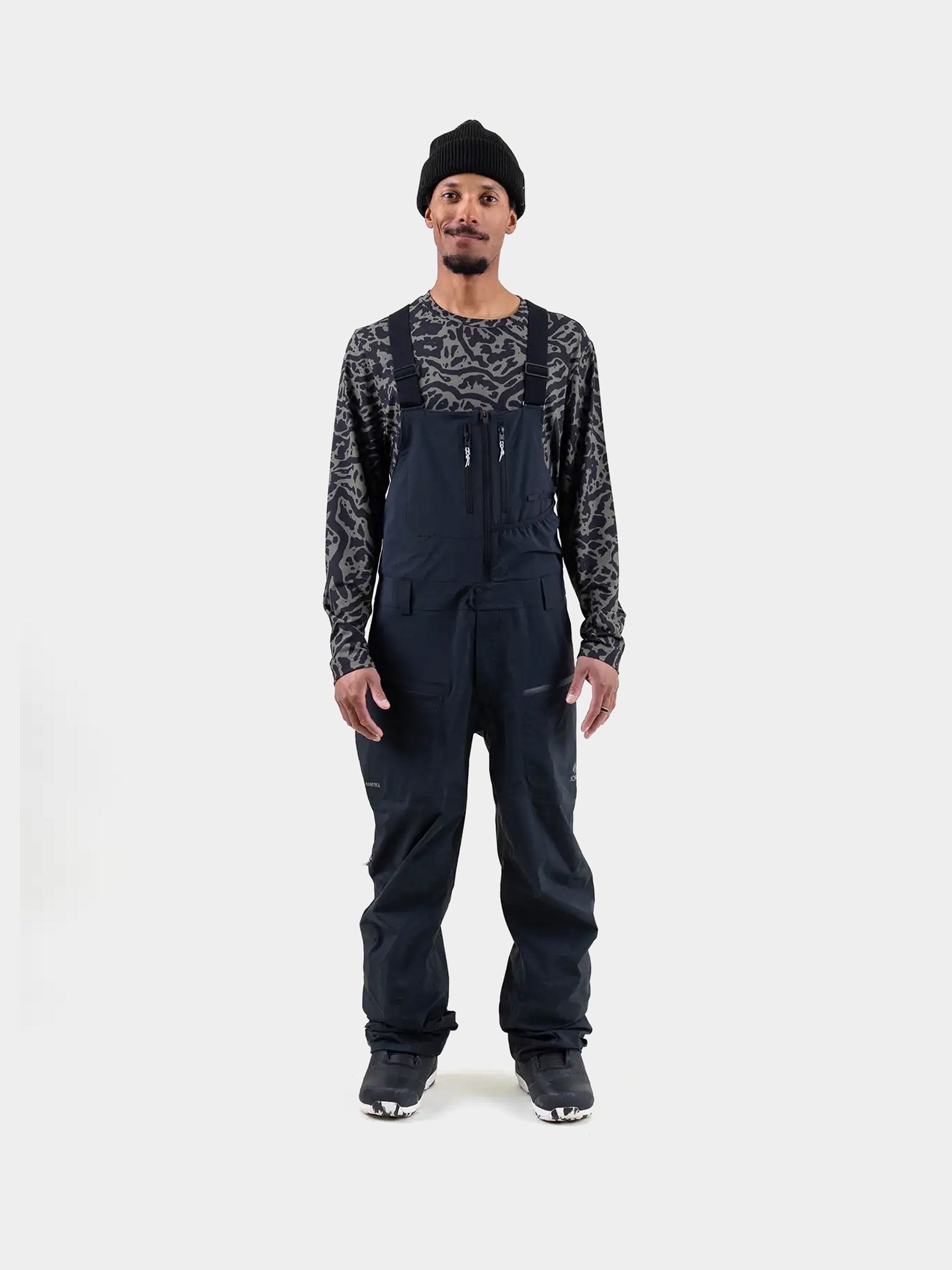 Чоловічі Сноубордичні штани Jones Snowboards Shralpinist Gtx Rec Bib (stealth black)