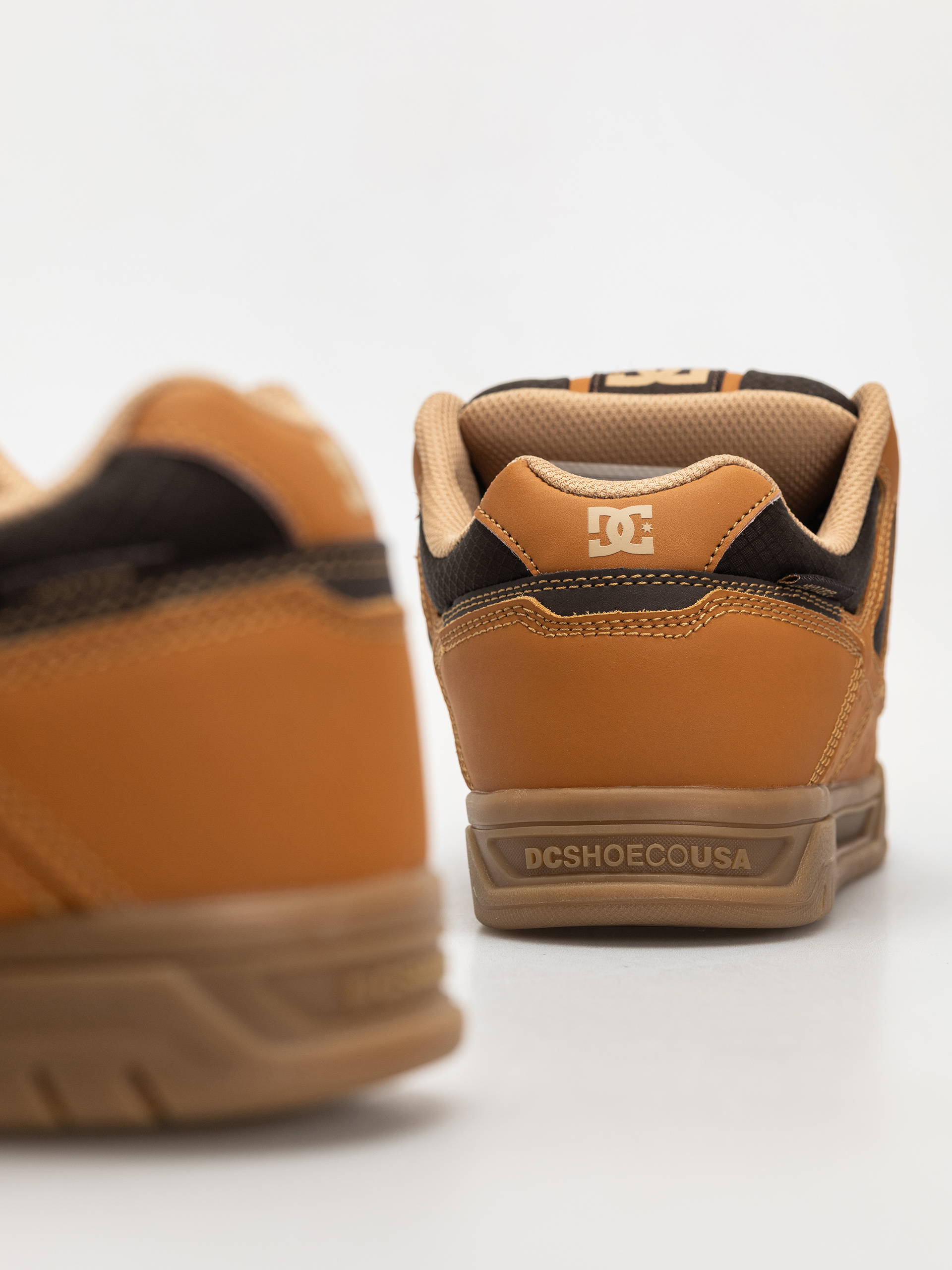 Взуття DC Stag Wnt (sudan brown)