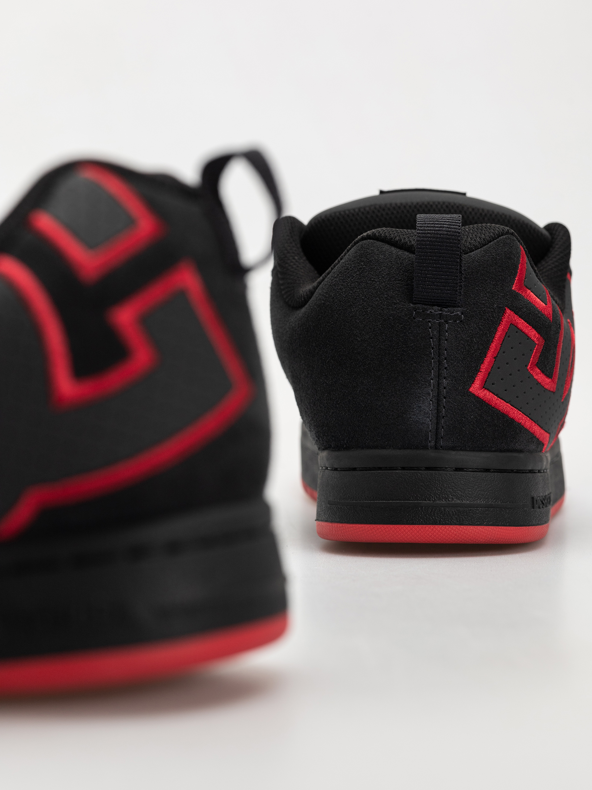 Взуття DC Court Graffik Se (dark grey/red)