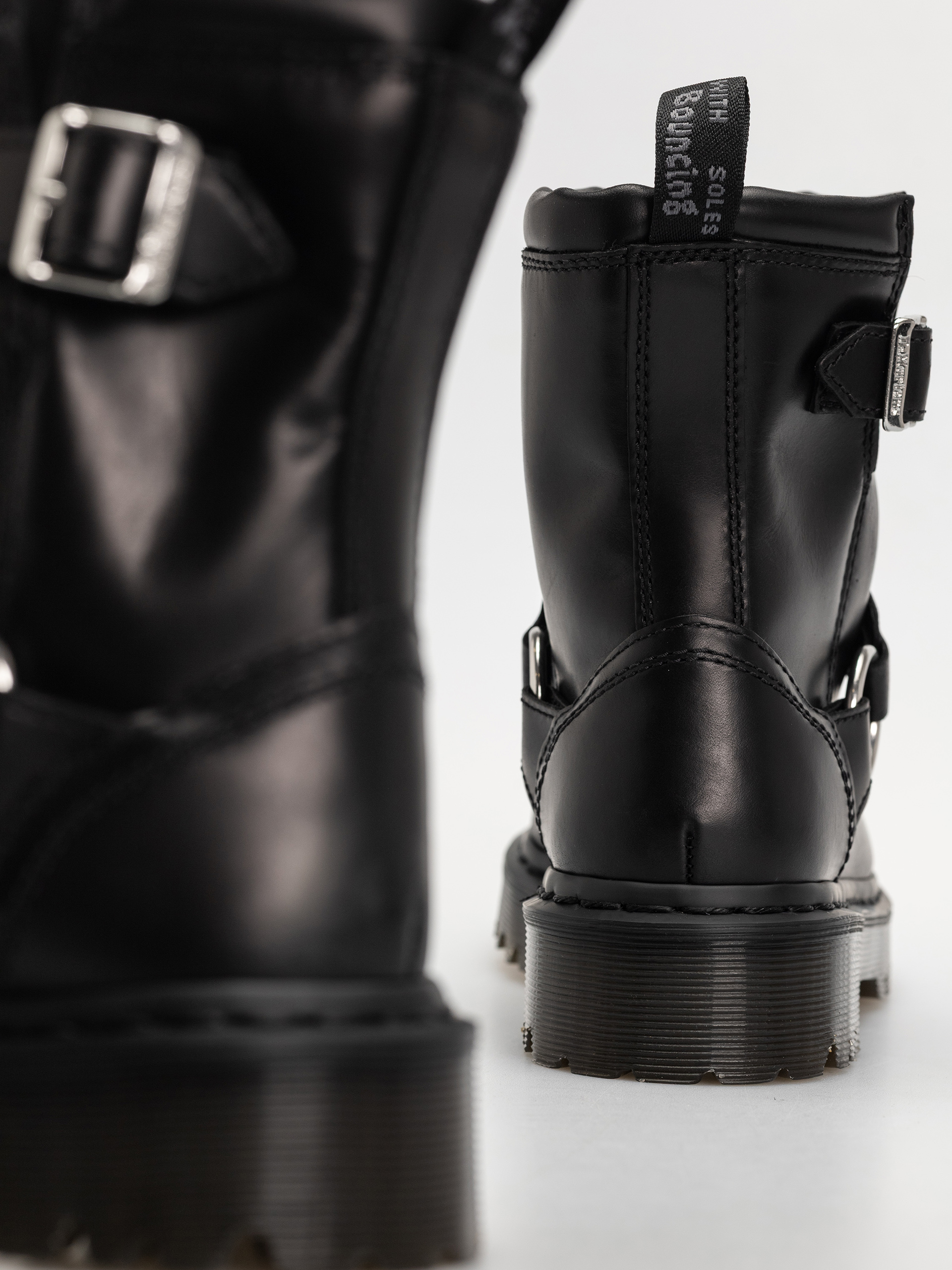 Взуття Dr. Martens Anistone HRNS Ankle (black orleans)