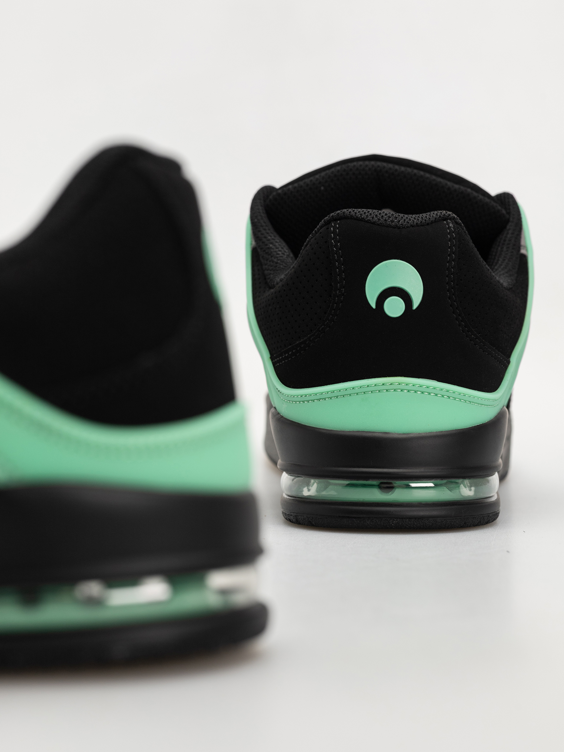 Взуття Osiris Pixel (blk/chr/grn glow)