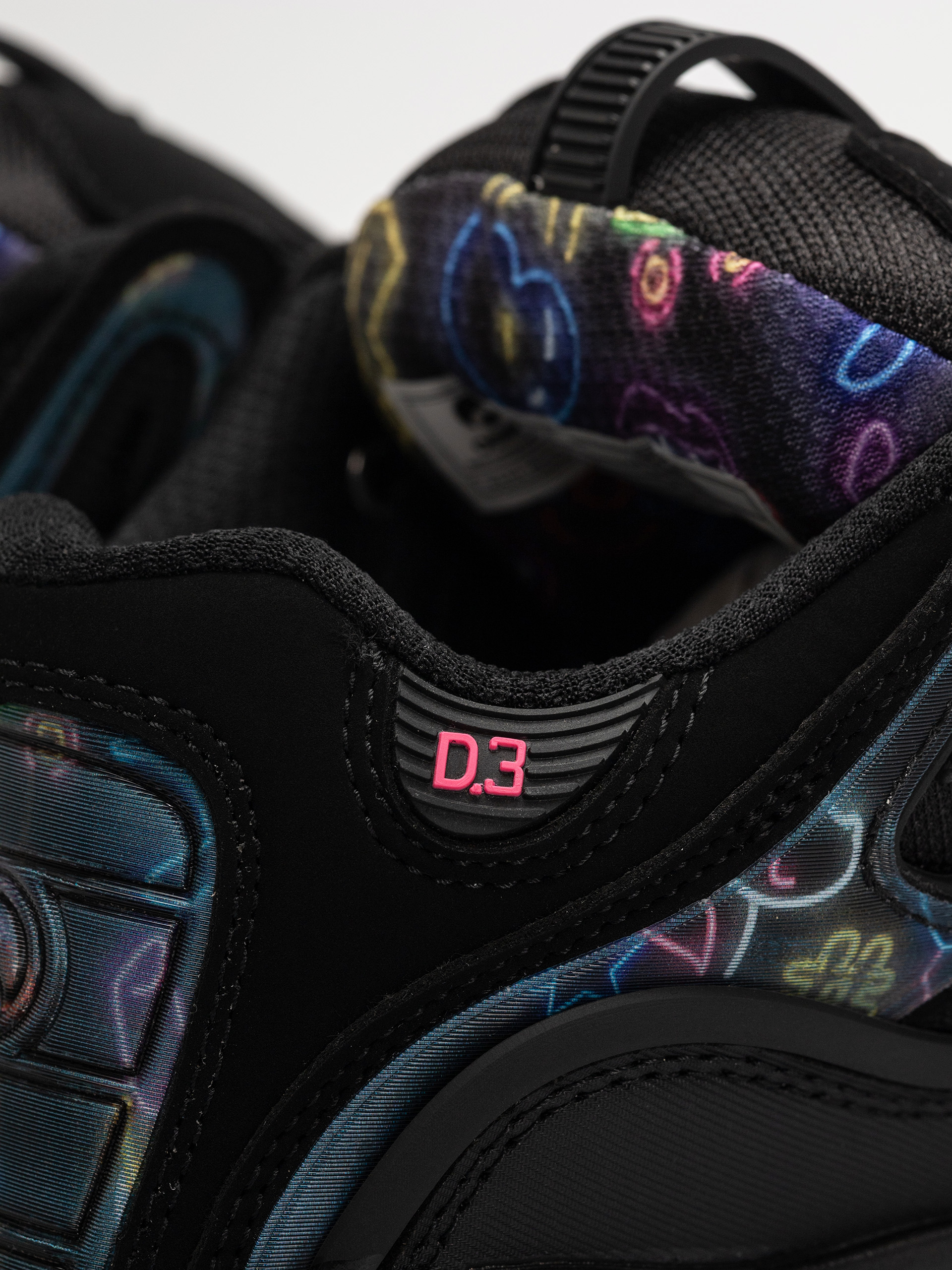 Взуття Osiris D3 2001 (black/pink/holo)