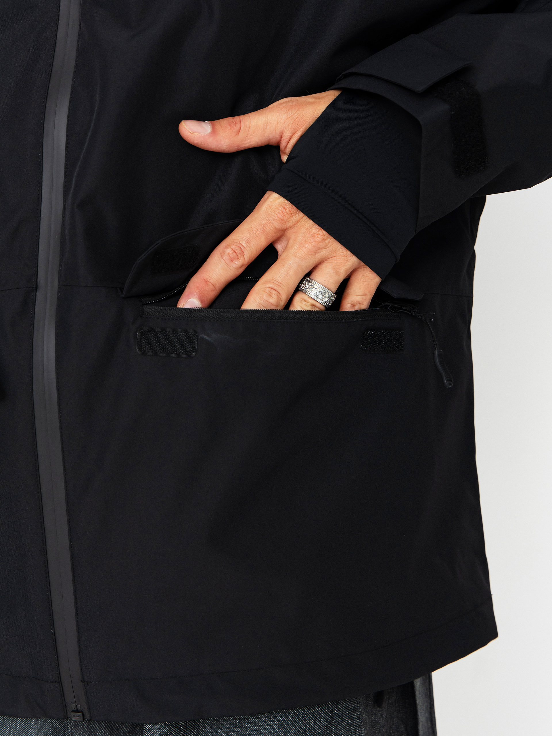 Чоловіча Сноубордична куртка Beyond Medals Nostalgia 2L (black)