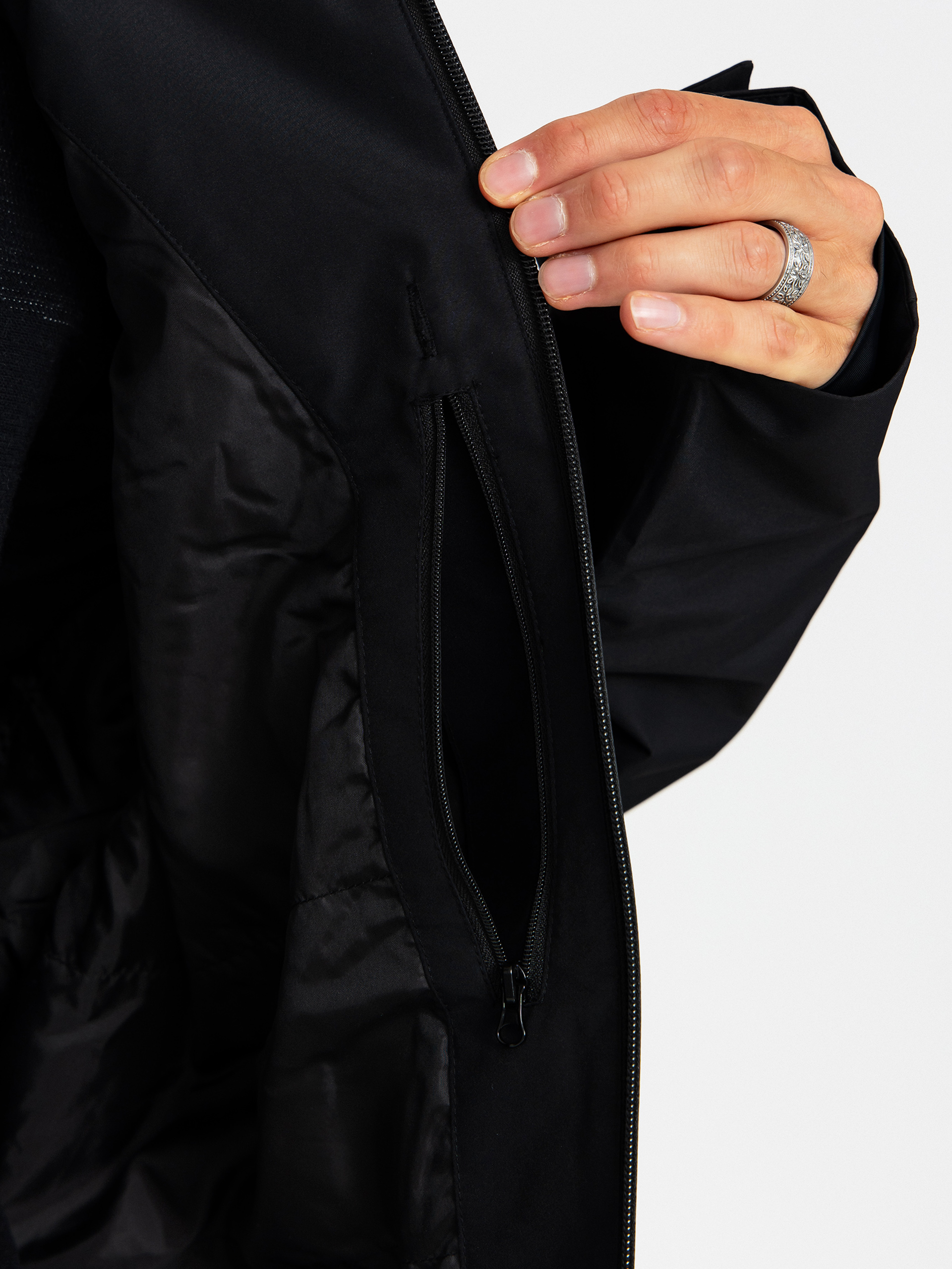 Чоловіча Сноубордична куртка Beyond Medals Nostalgia 2L (black)