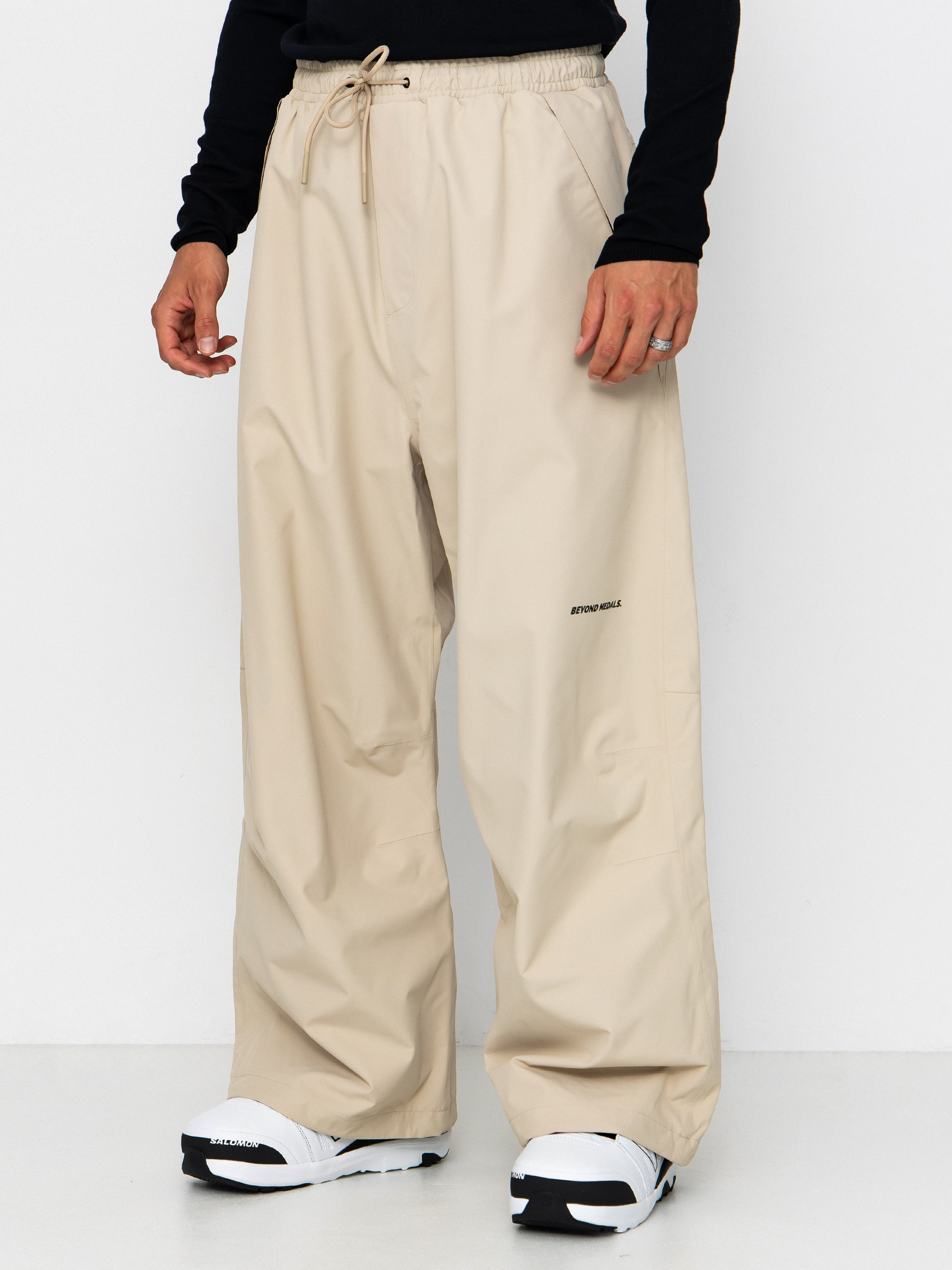 u0421u043du043eu0443u0431u043eu0440u0434u0438u0447u043du0456 u0448u0442u0430u043du0438 Beyond Medals Park (beige)