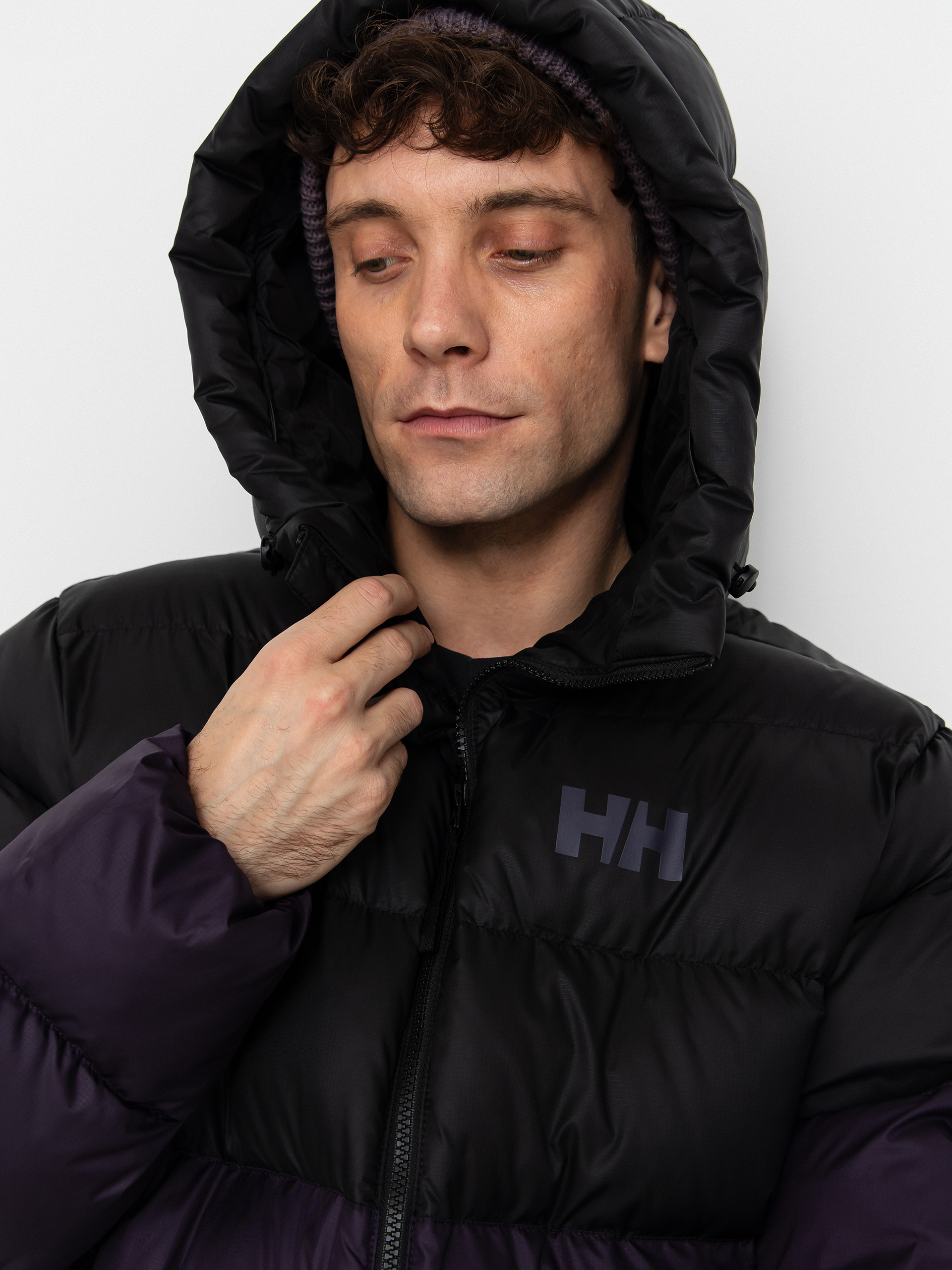 Куртка Helly Hansen Active Puffy (black grape)