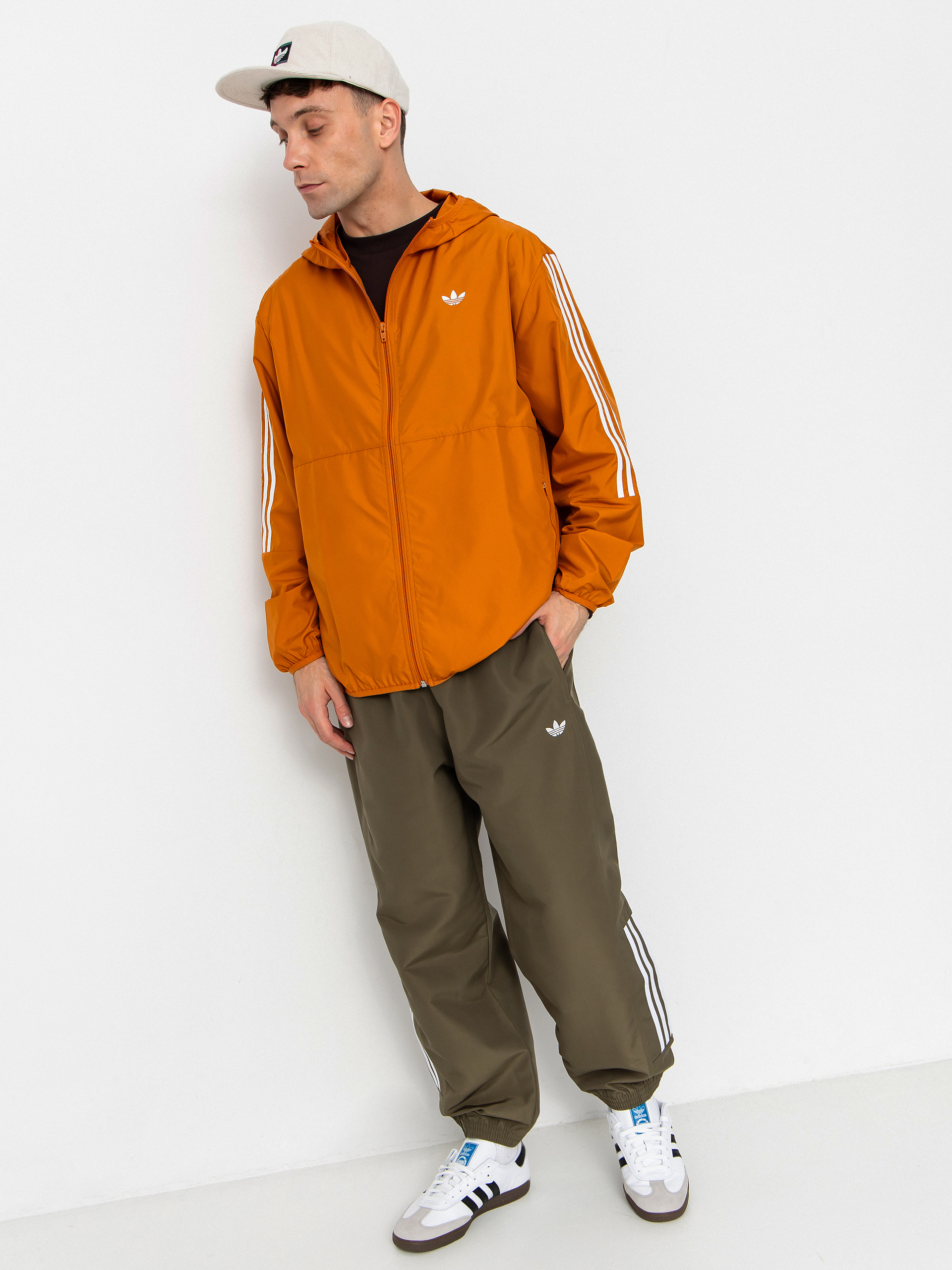 u041au0443u0440u0442u043au0430 adidas Windbreaker (rusora/white)