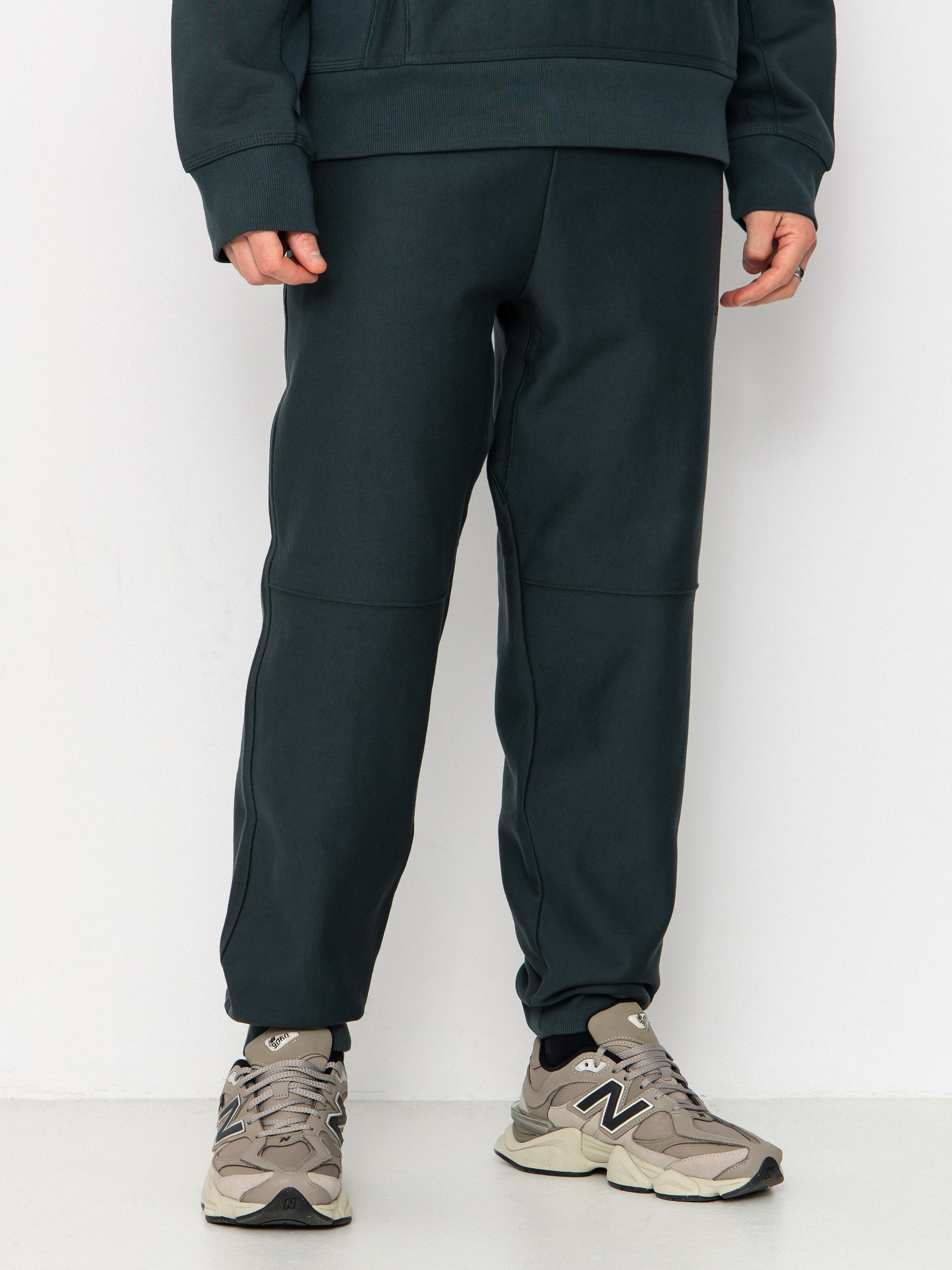 Штани Carhartt WIP American Script Jogging (kale green)