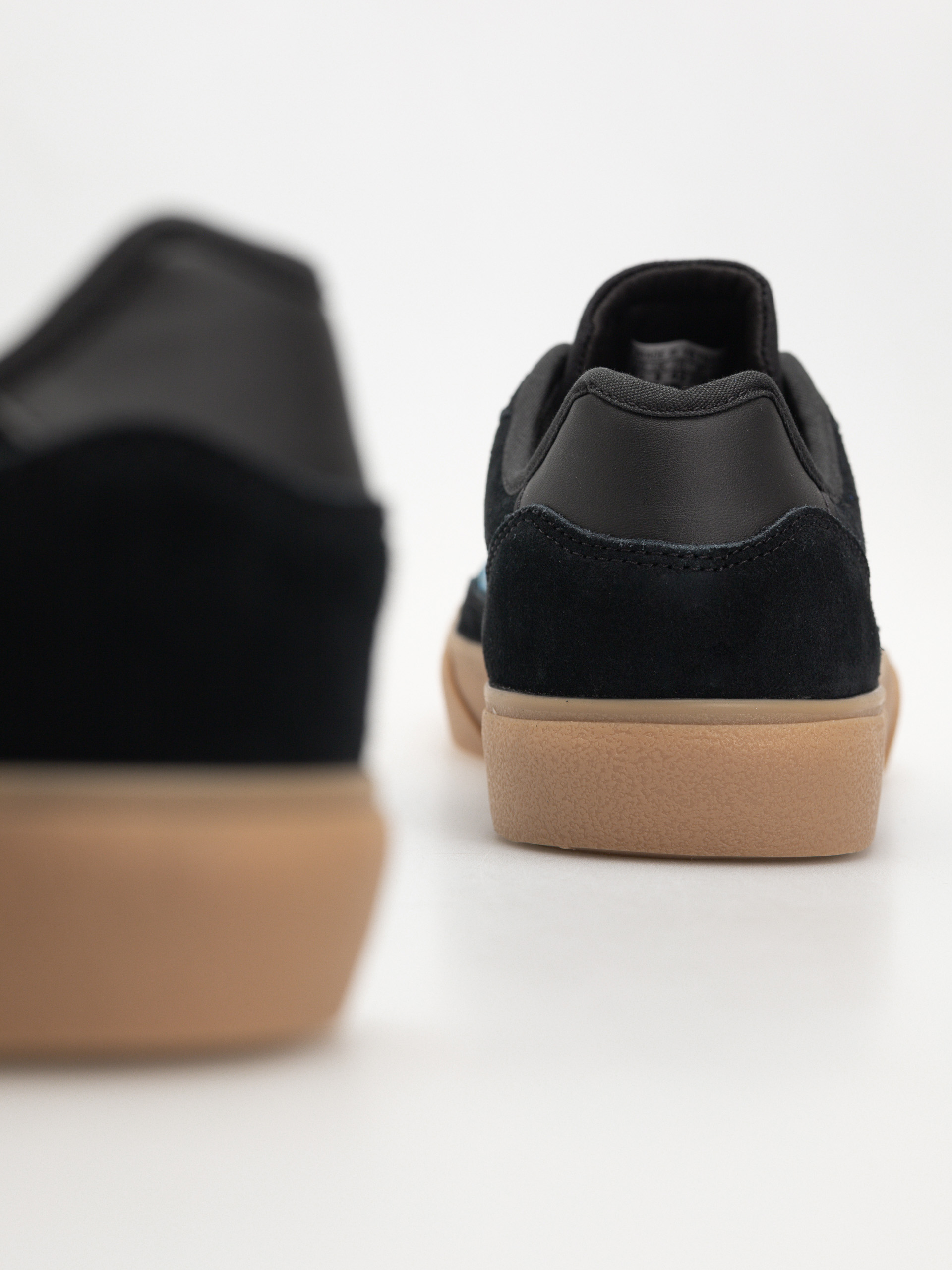 Взуття adidas Court Tns Premiere (cblack/gum4)